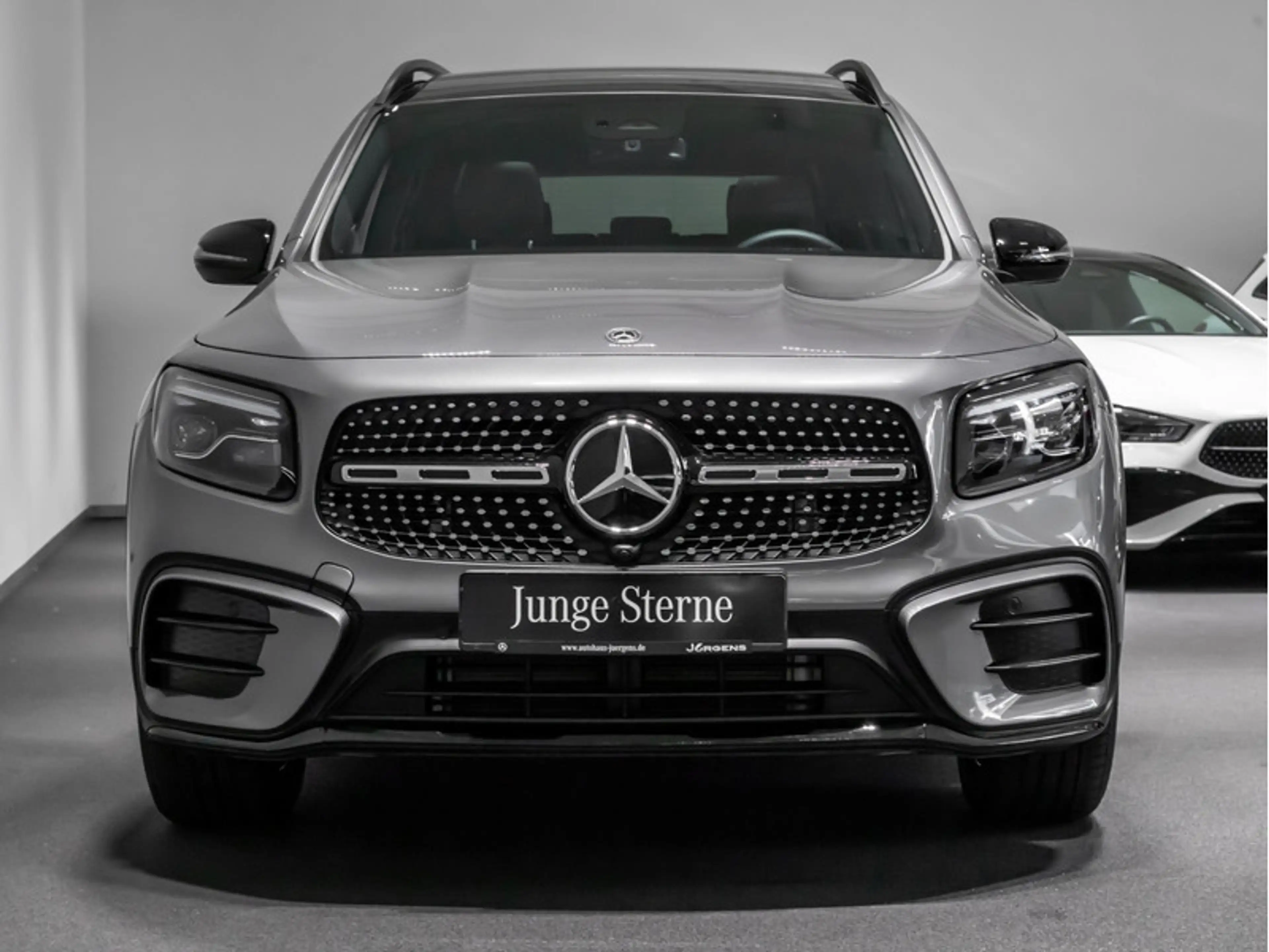 Mercedes-Benz GLB 250 4M AMG-Sport/Pano/Burm/AHK/Night/7Sitze — photo 3