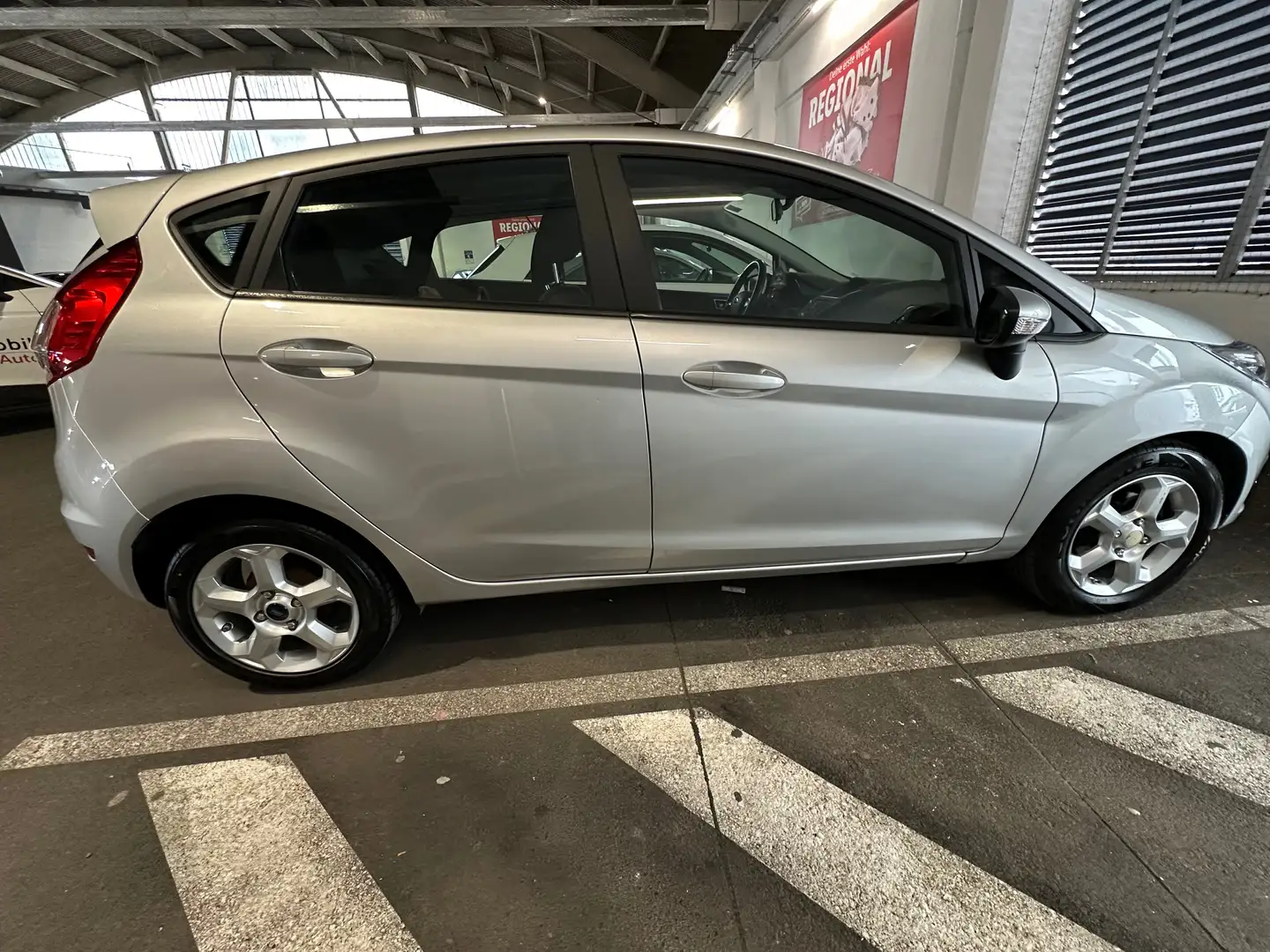 Ford Fiesta Fiesta Trend 1,25 Trend Silber - 2