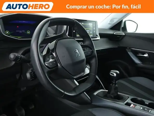 Peugeot 2008 view 12