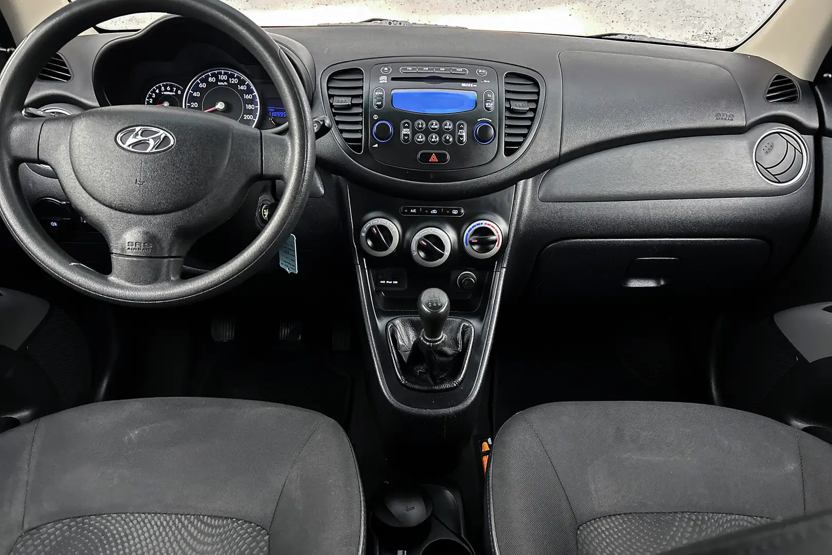 Hyundai i10 1.1 i-Drive Cool | 5-deurs | Airconditioning | Tre Grijs - 2