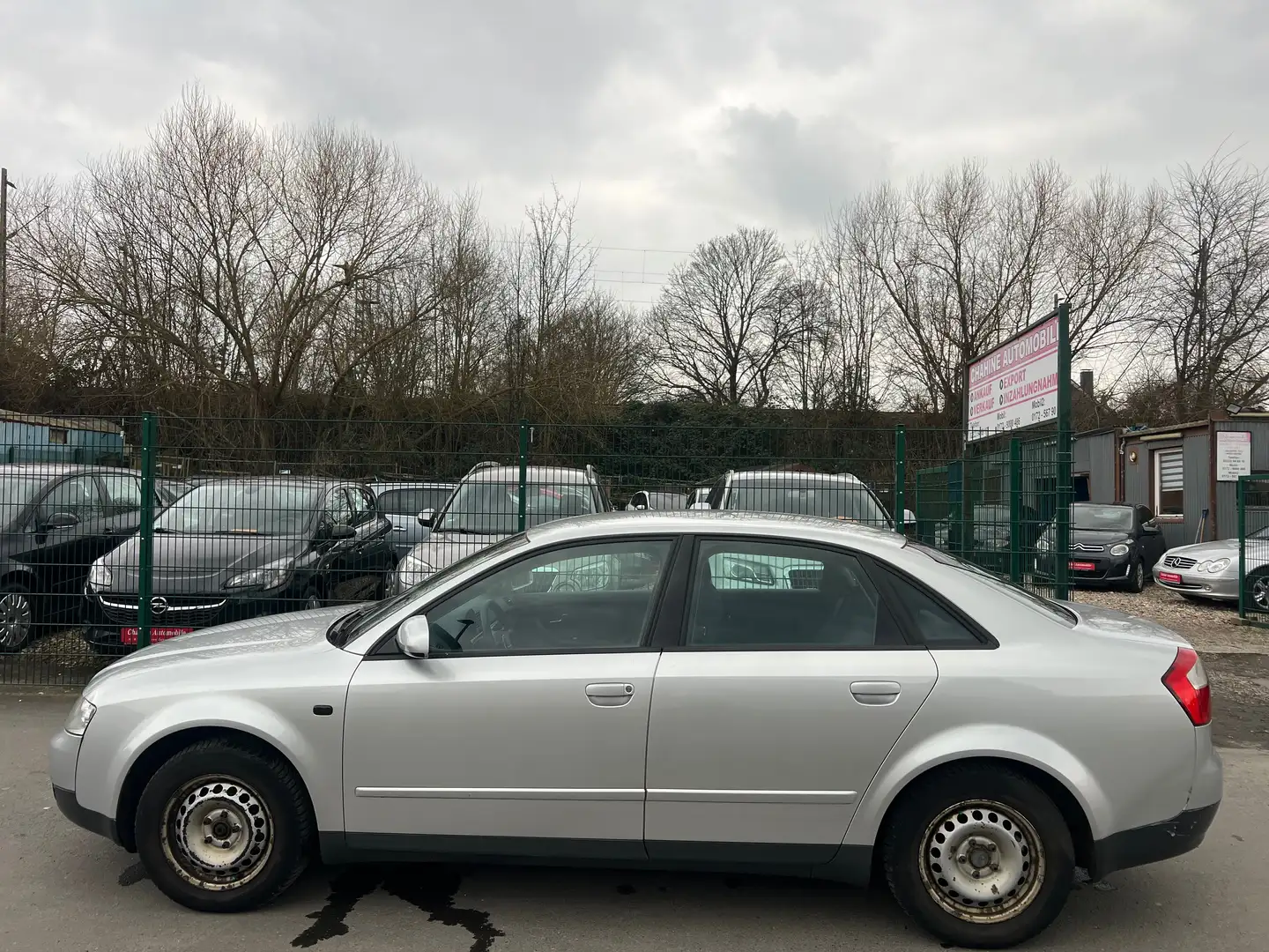 Audi A4 1.6 TüV 12/25 Silber - 1