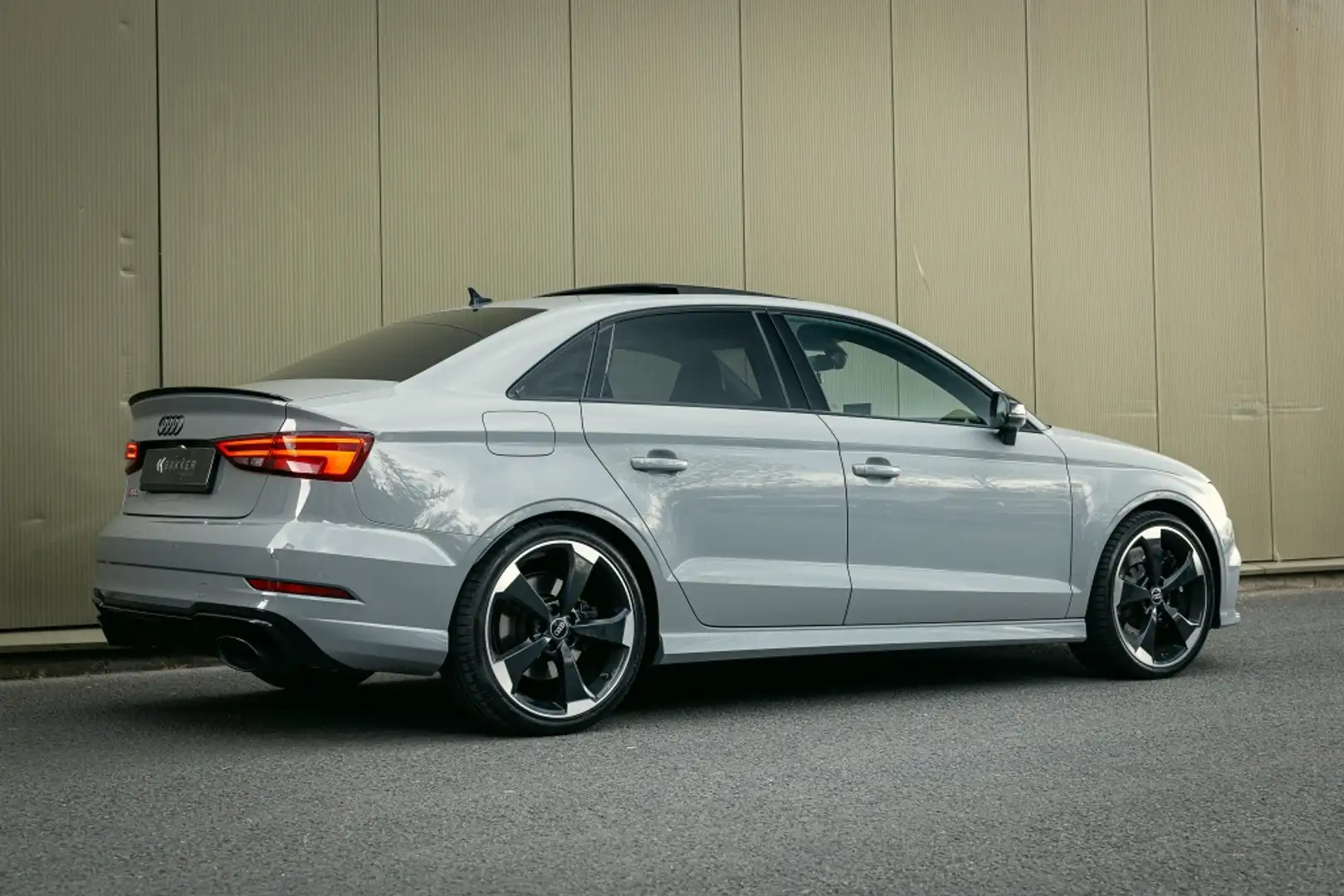 Audi RS3 Limousine RS3 quattro Gris - 2