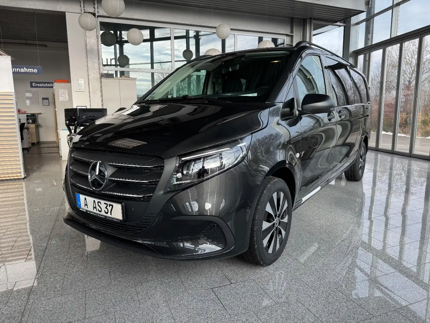 Mercedes-Benz Vito 119 4x4 Mixto SELECT+LED+AHK+DISTRONIC Grau - 1