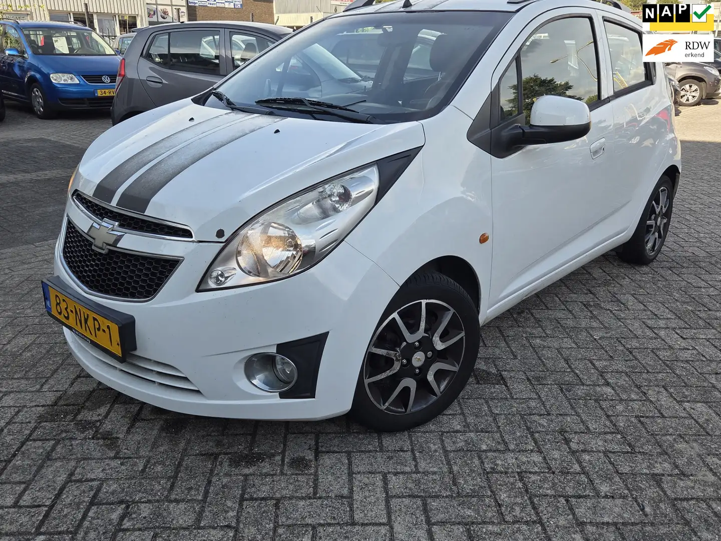 Chevrolet Spark 1.0 16V LS Bi-Fuel/LPG/BENZINE Wit - 1