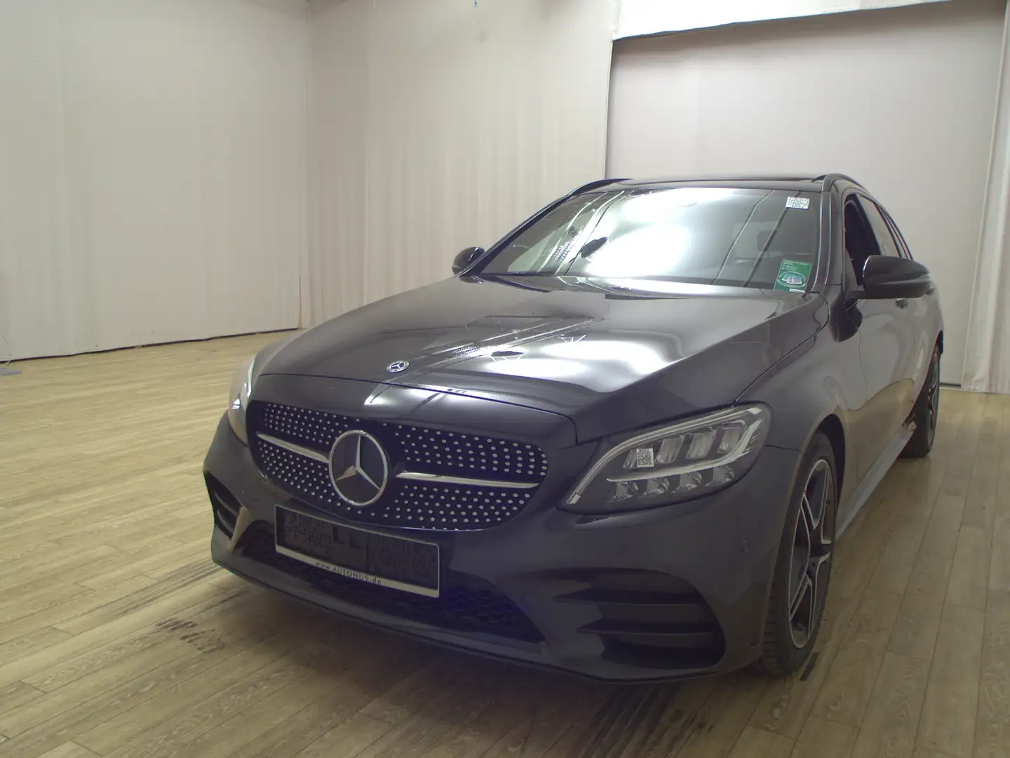 Mercedes-Benz C 220 T d  AMG Line Navi Night Pano LED Leder Grün - 2