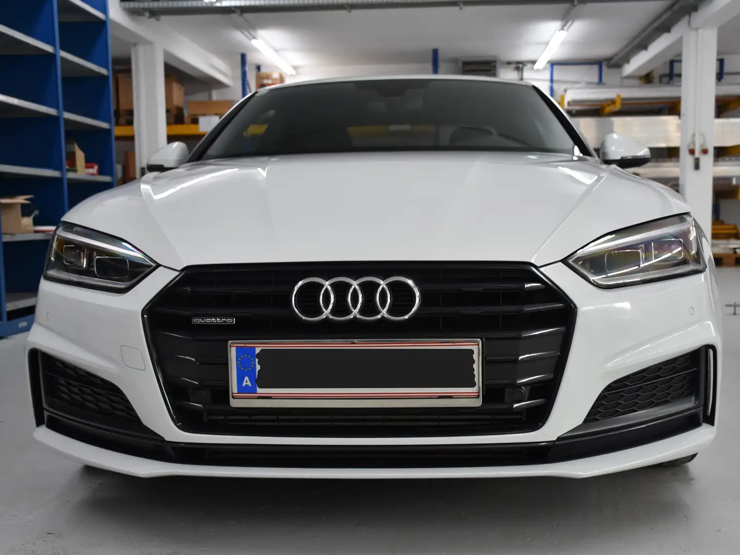 Audi A5 A5 Coupé 3,0 TDI sport quattro S-tronicsport Weiß - 1