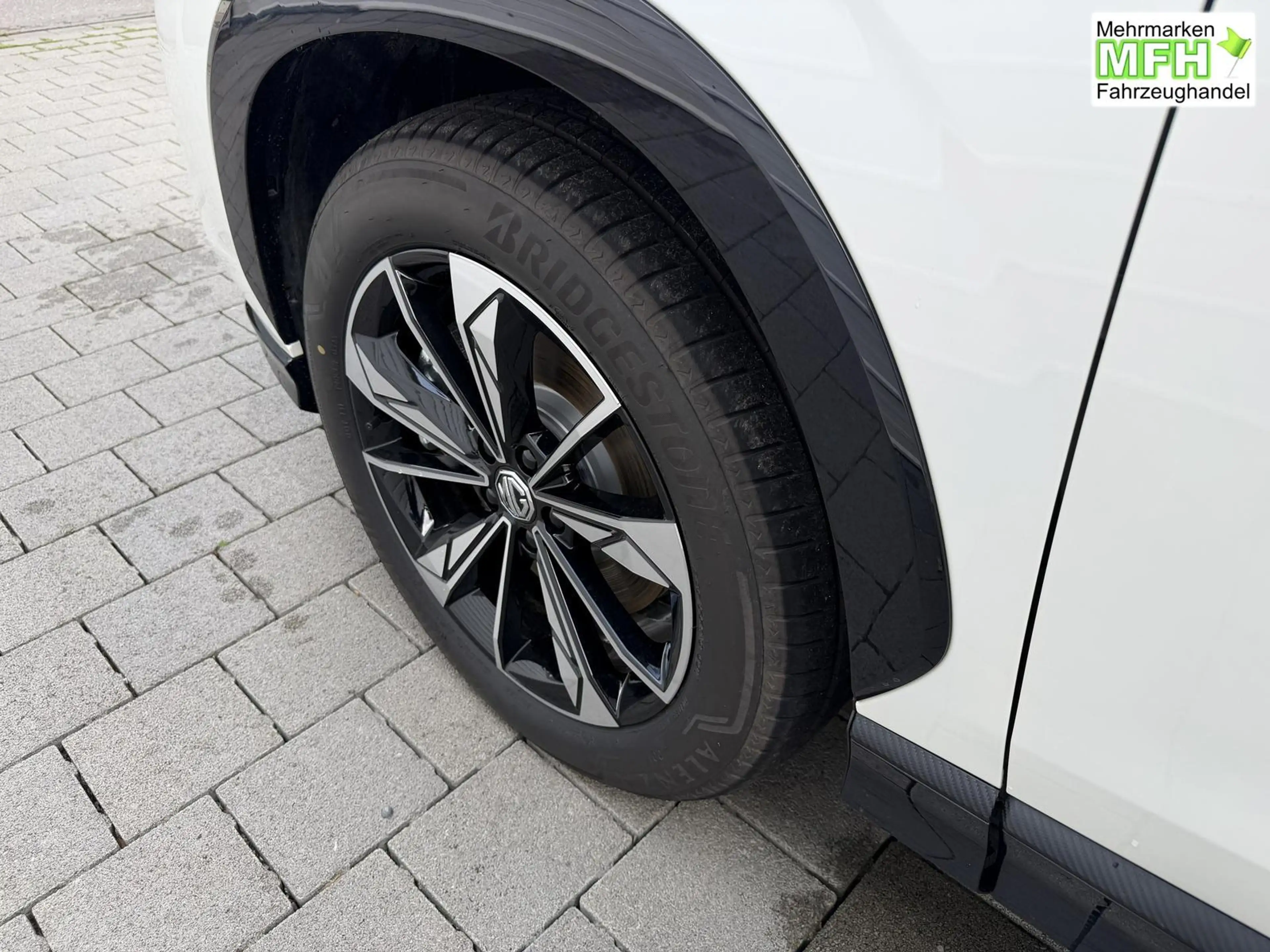 MG HS Luxury HEV+ 224PS Android Auto*Navi*SHZ*360° Ka... — photo 13