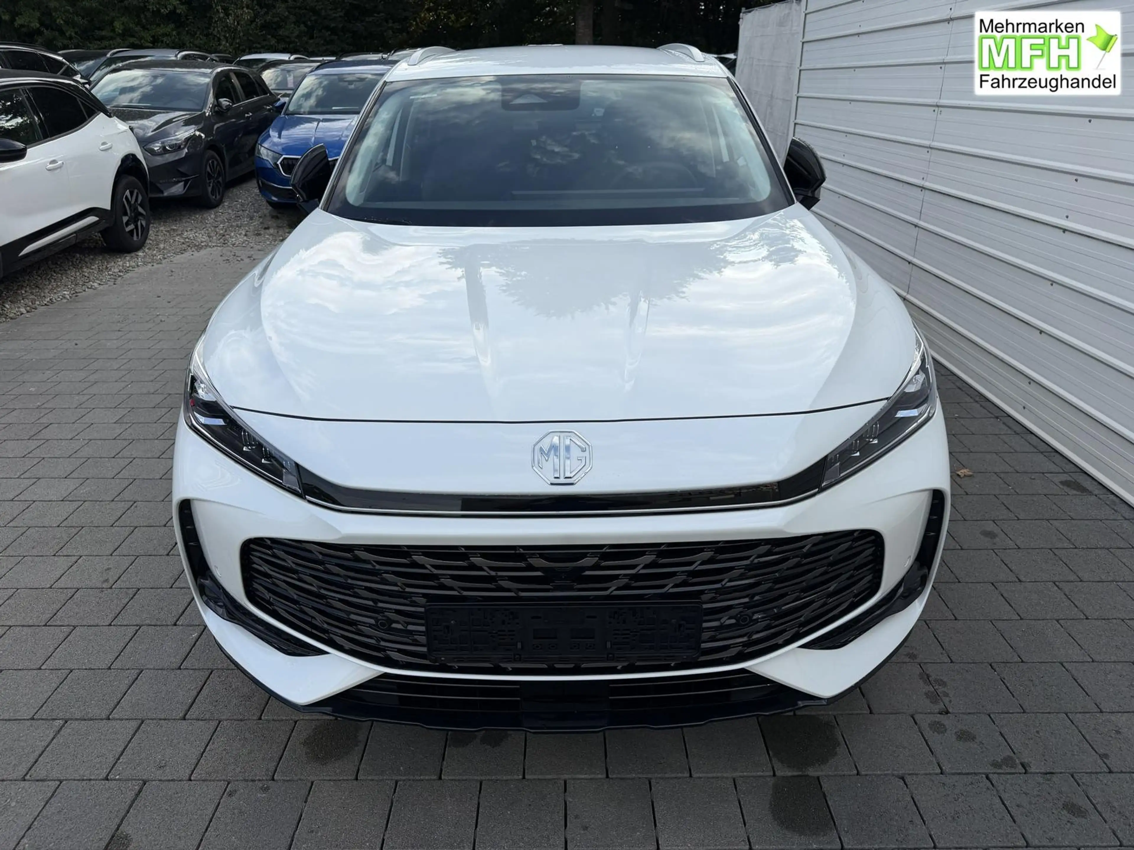 MG HS Luxury HEV+ 224PS Android Auto*Navi*SHZ*360° Ka... — photo 5