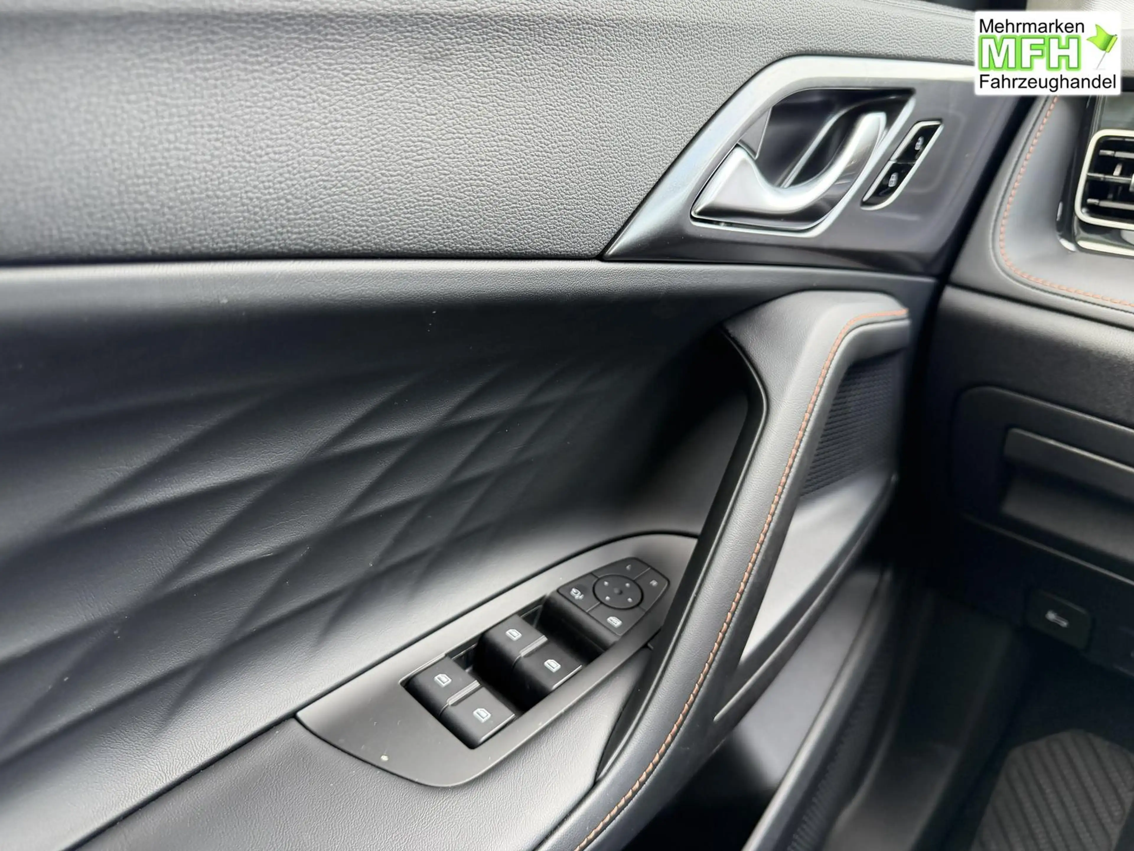MG HS Luxury HEV+ 224PS Android Auto*Navi*SHZ*360° Ka... — photo 10