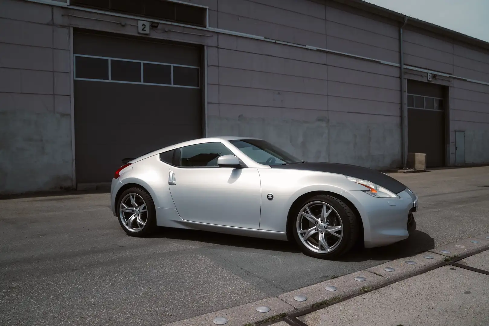 Nissan 370Z 370 Z Pack - 2