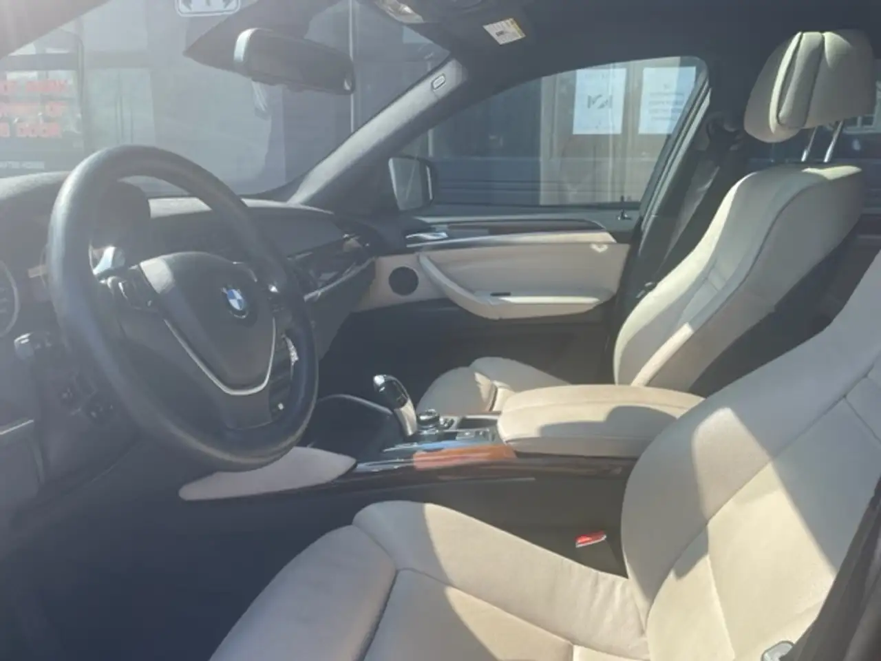BMW X6 снимка BMW X6