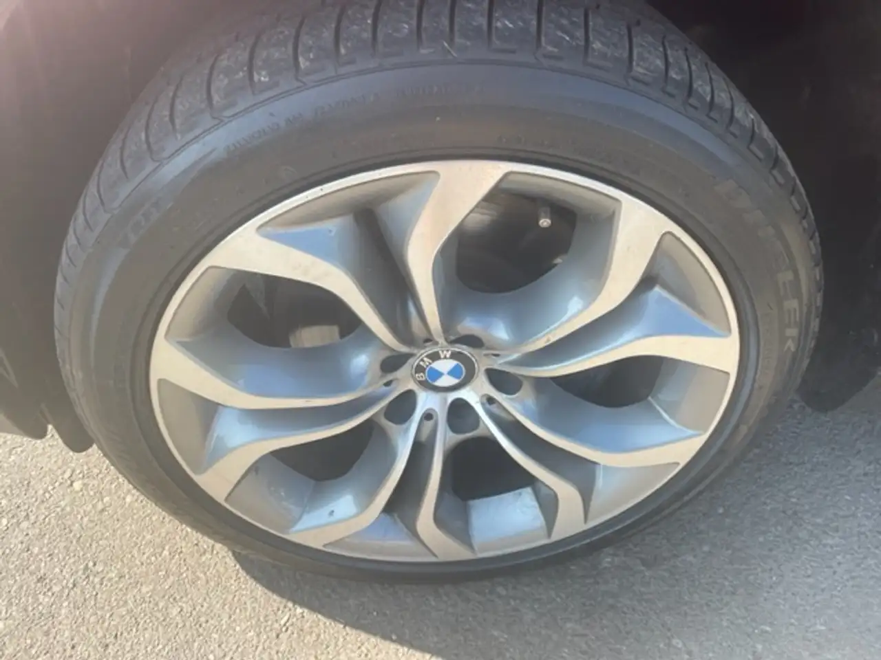 BMW X6 снимка BMW X6
