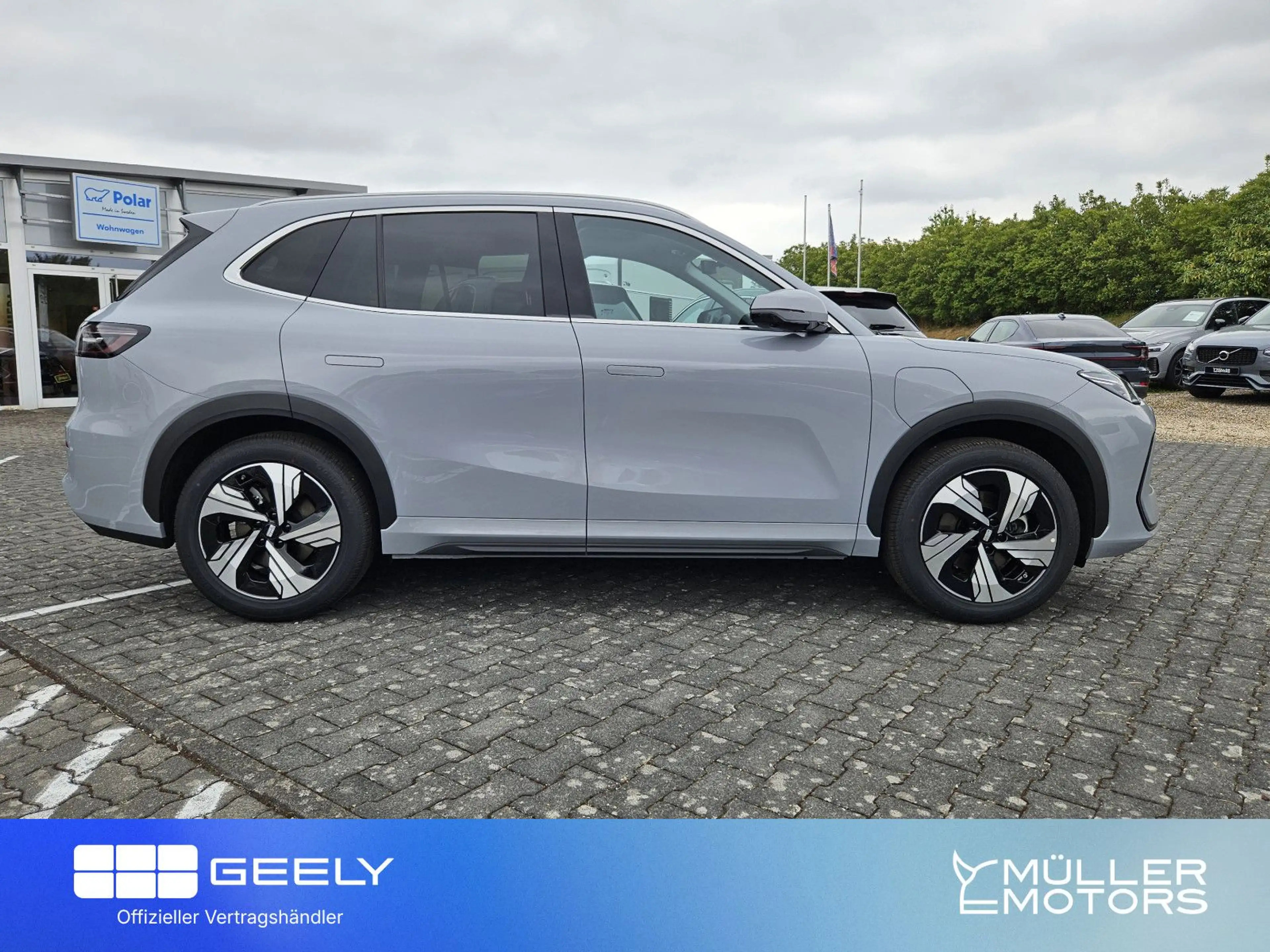 Geely E5 BEV 68kWh Max+ Panorama HUD 360-Kamera — photo 7