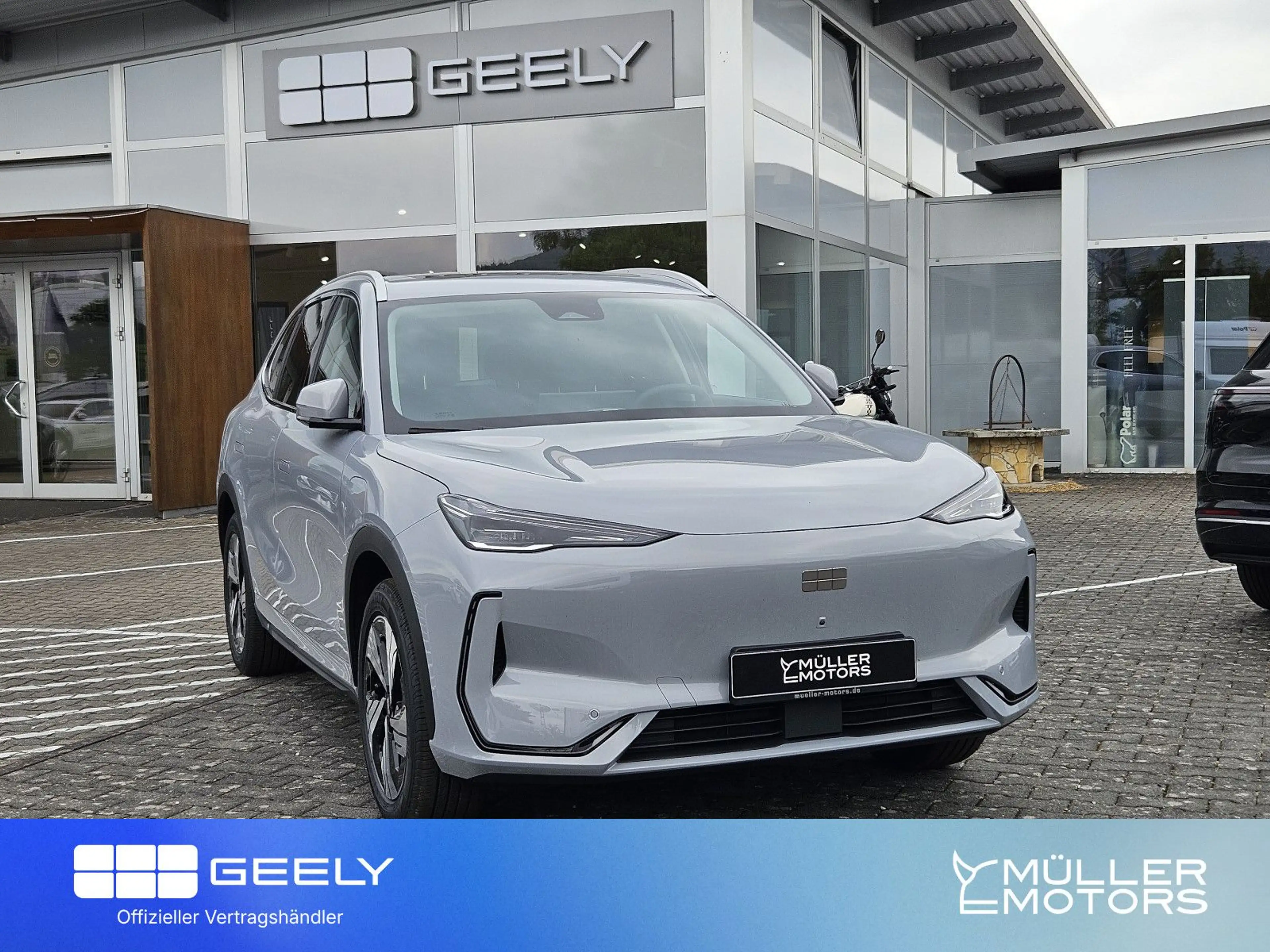Geely E5 BEV 68kWh Max+ Panorama HUD 360-Kamera — photo 2