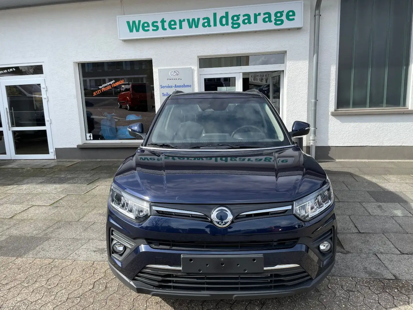 SsangYong Tivoli Quartz 1.5l Klima DAB CarPlay Blau - 2