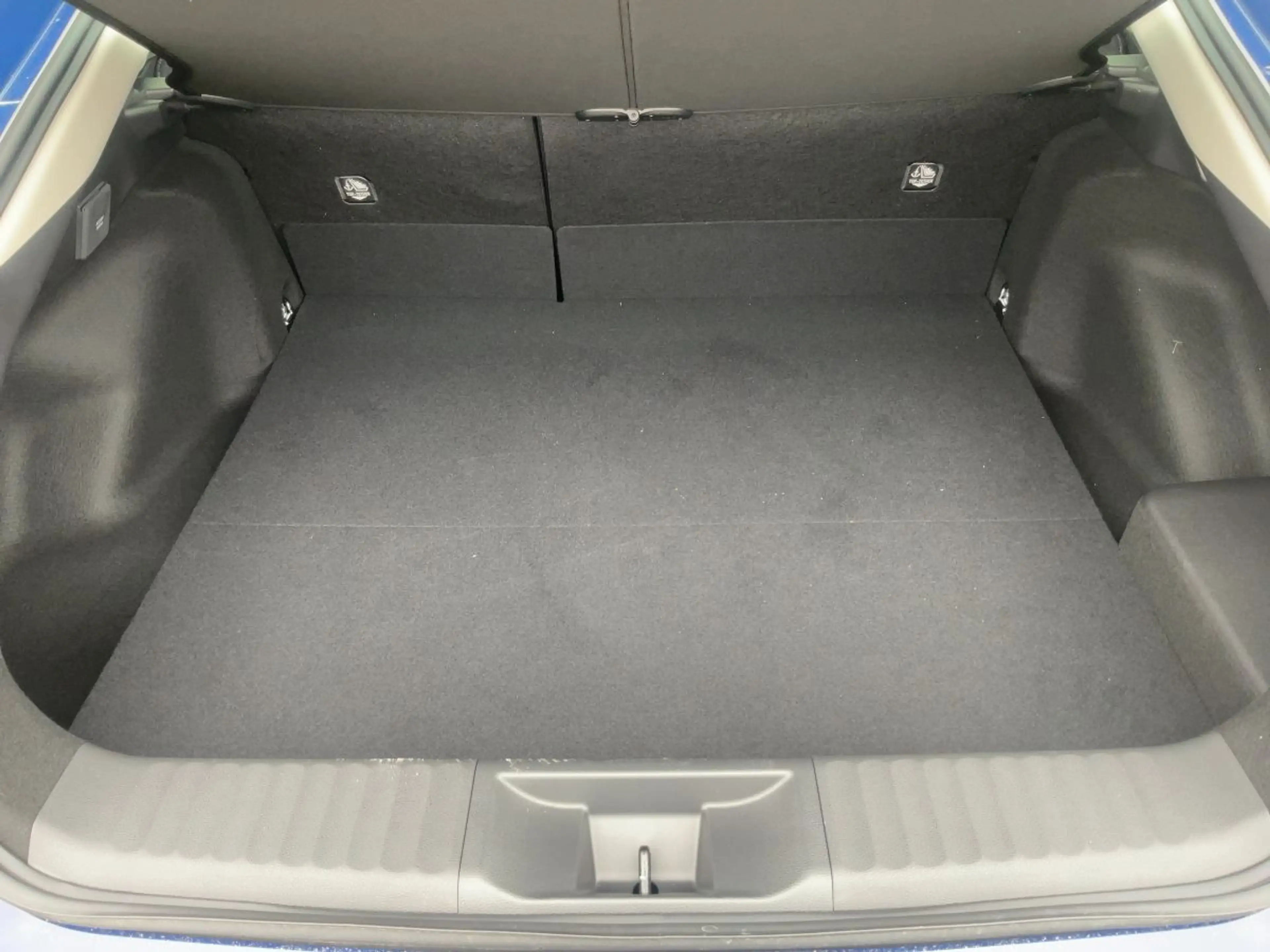 Toyota Prius 2.0 Plug-In Hybrid LED+NAV+APP+SHZ+RFK+PDC — photo 14