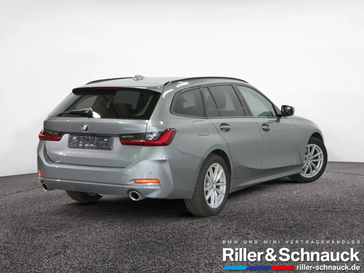 BMW 320 d Touring AHK+HUD+360°KAM+LED+SHZG Grau - 2