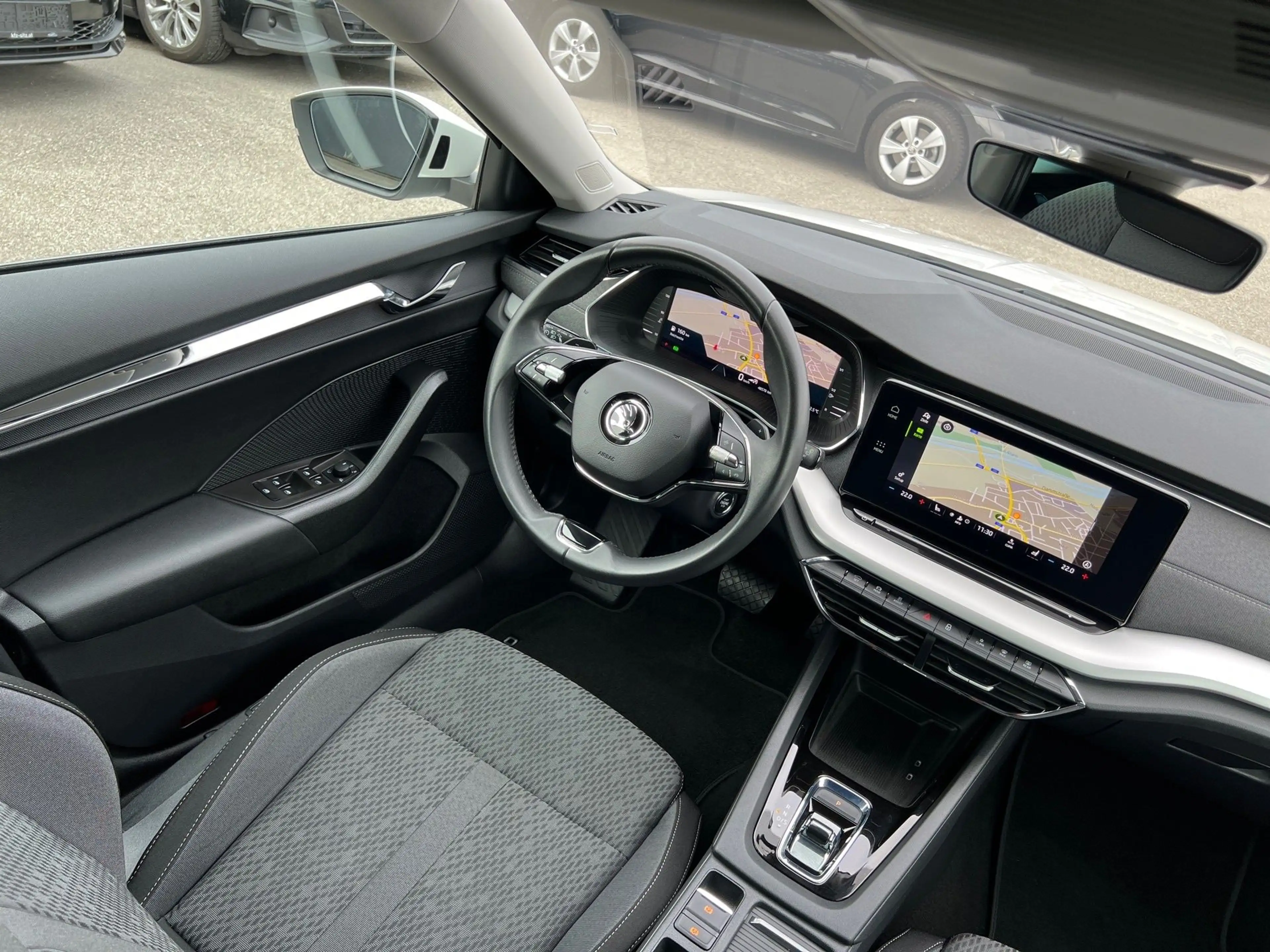 Skoda Octavia Combi 2,0 TDI Style DSG | AHK — photo 12