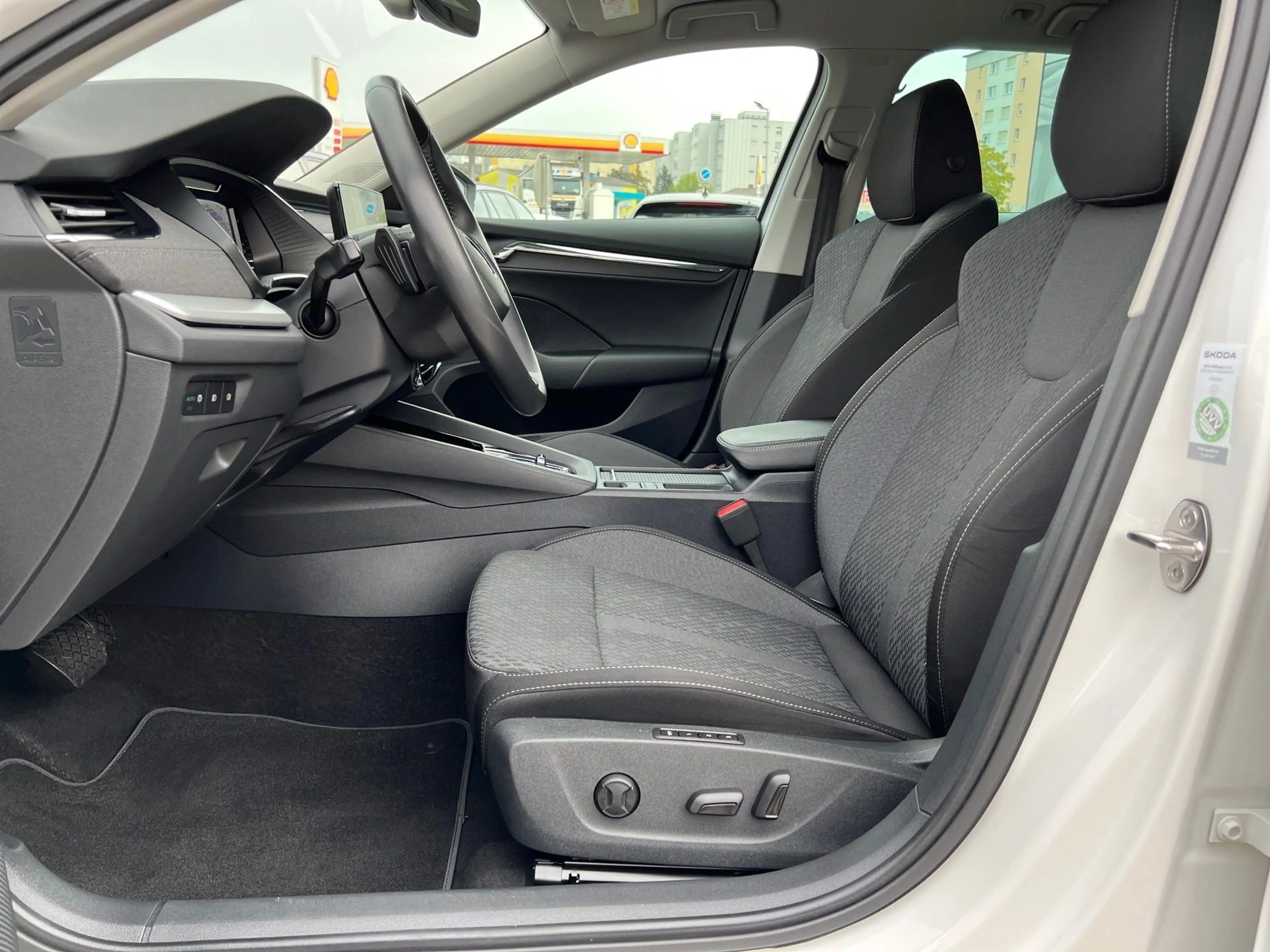 Skoda Octavia Combi 2,0 TDI Style DSG | AHK — photo 13