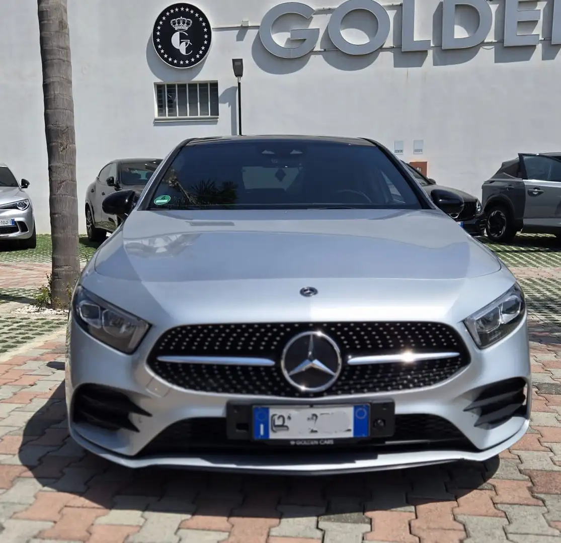 Mercedes-Benz A 200 d 2.0 150CV Premium AMG auto Lega Uff Italy Navi Argento - 2