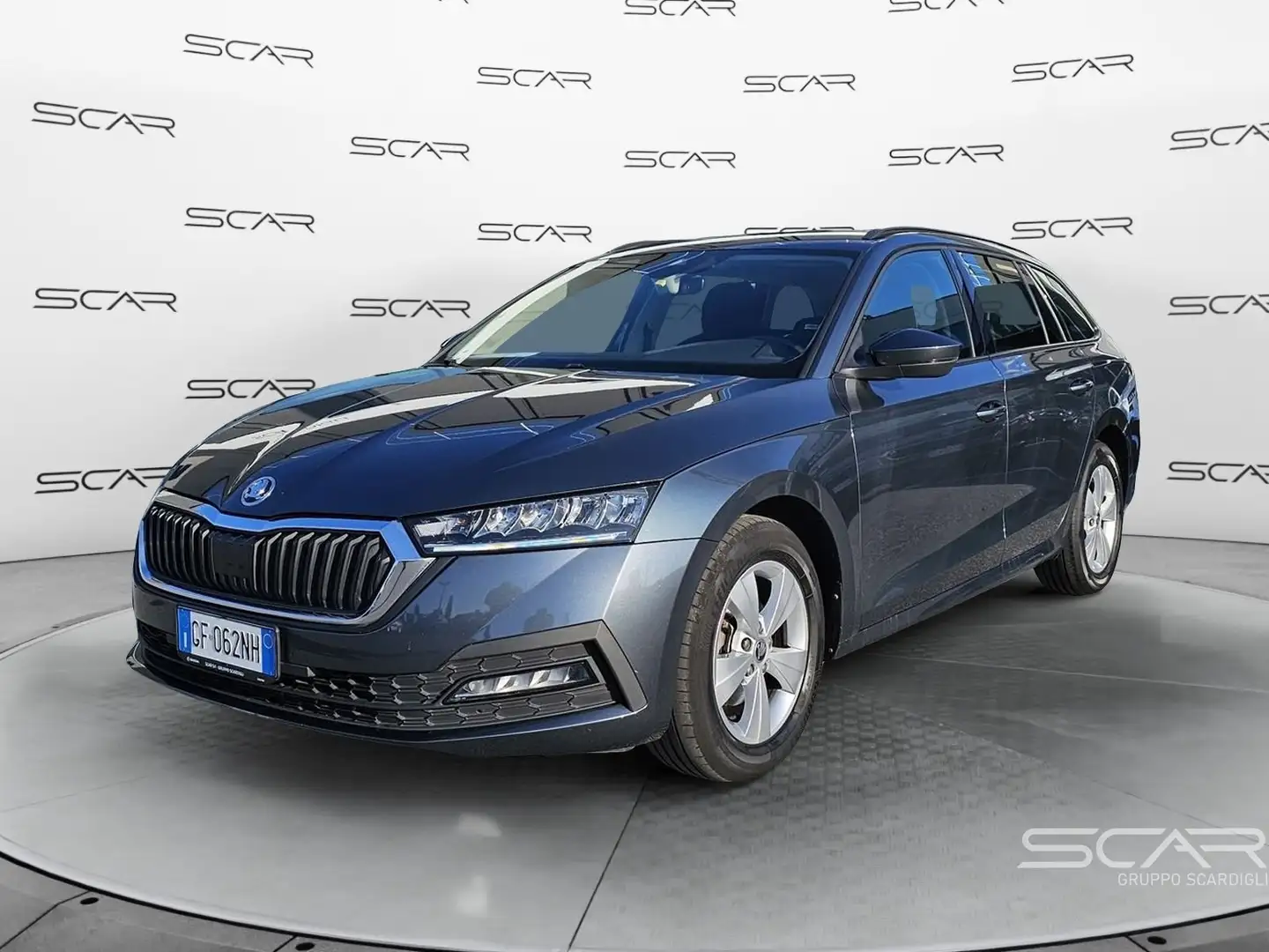 Skoda Octavia Octavia 2.0 TDI EVO SCR DSG Wagon Executive *PREZ Grau - 1