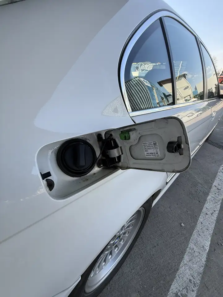 BMW 523i, foto 12
