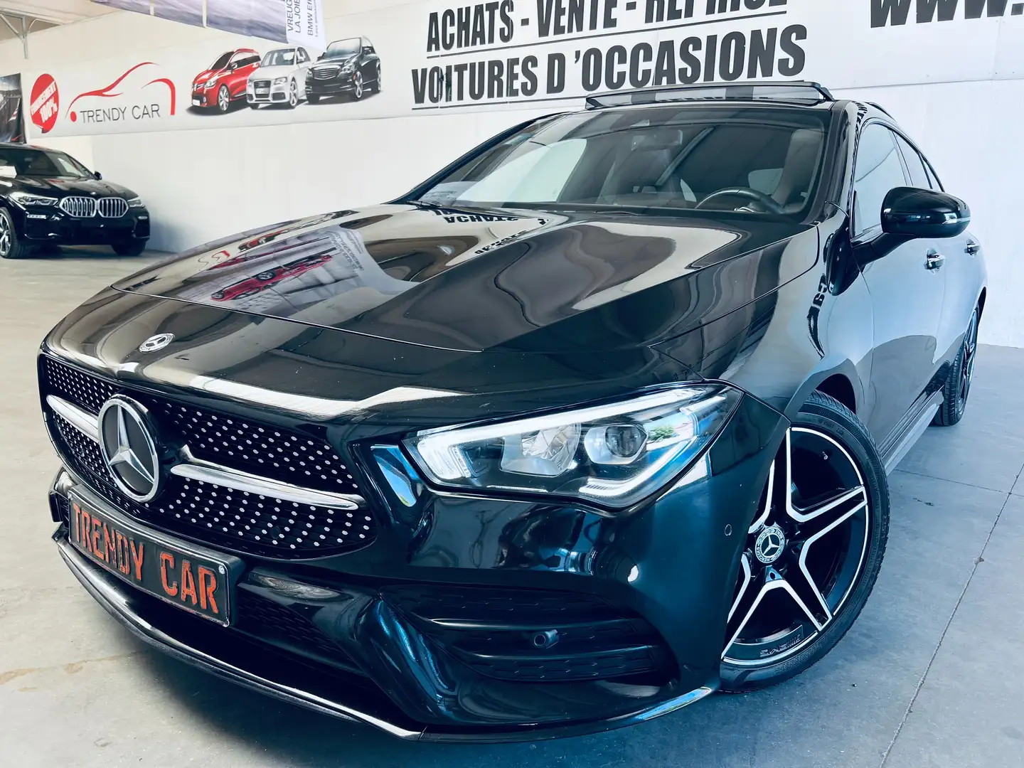 Mercedes-Benz CLA 180 AMG PACK+NIGHT PACK+NAVI+PANO+CAMERA+GARANTIE Noir - 1