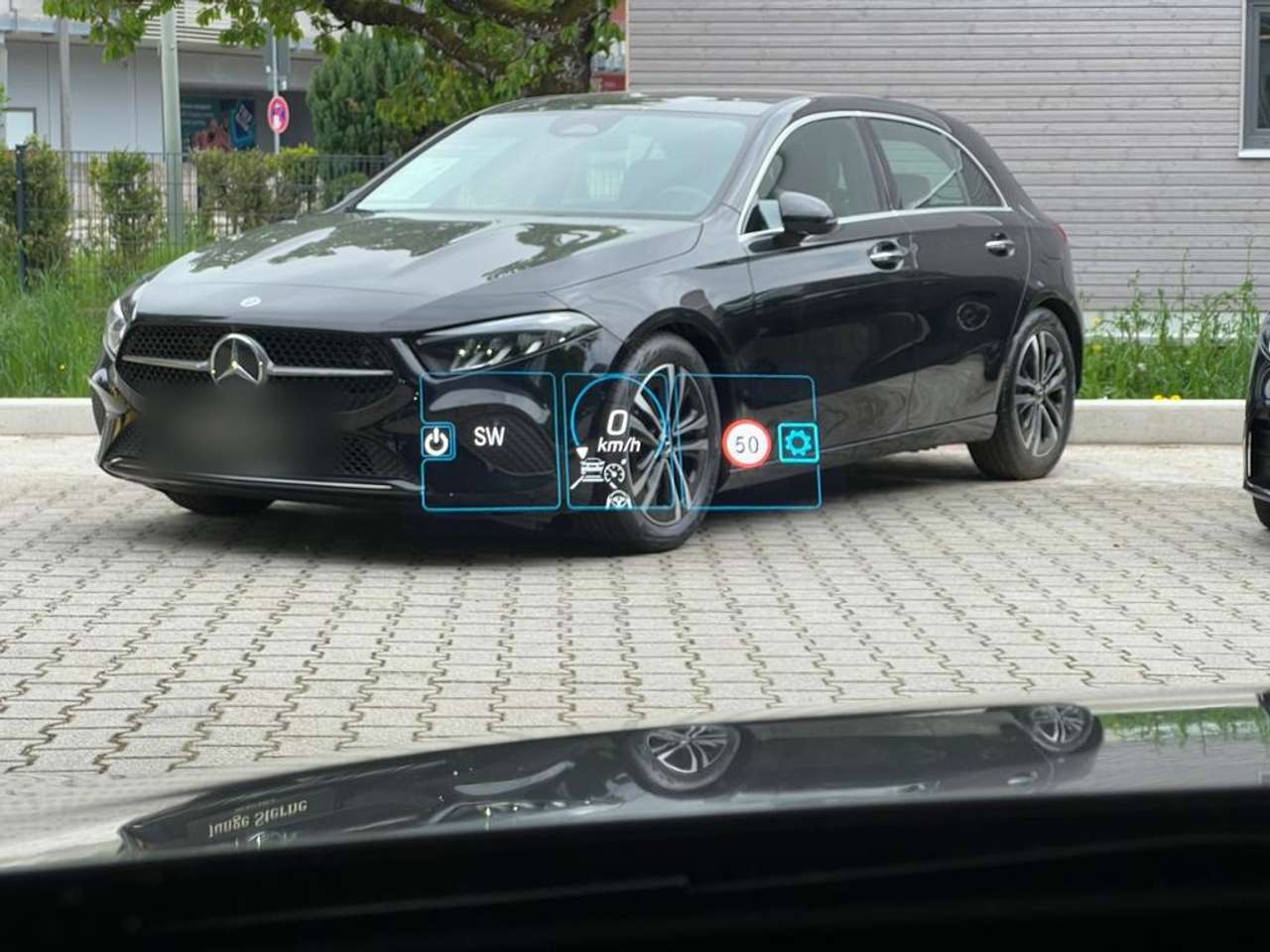 Mercedes-Benz-A 35 AMG-A 35 4M Edition 55 Aero RIDE Pano Burm 360 Distr