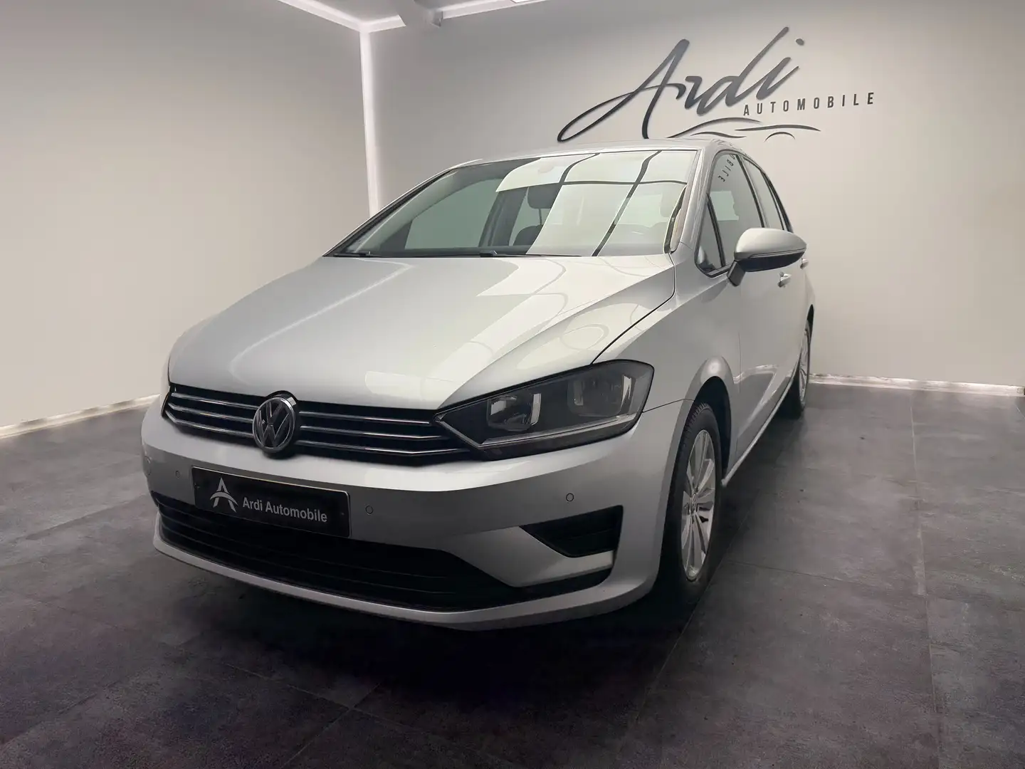 Volkswagen Golf Sportsvan Golf Sportsvan 1.2 TSI*GPS*CRUISE*GARANTIE 12 MOIS Gris - 1