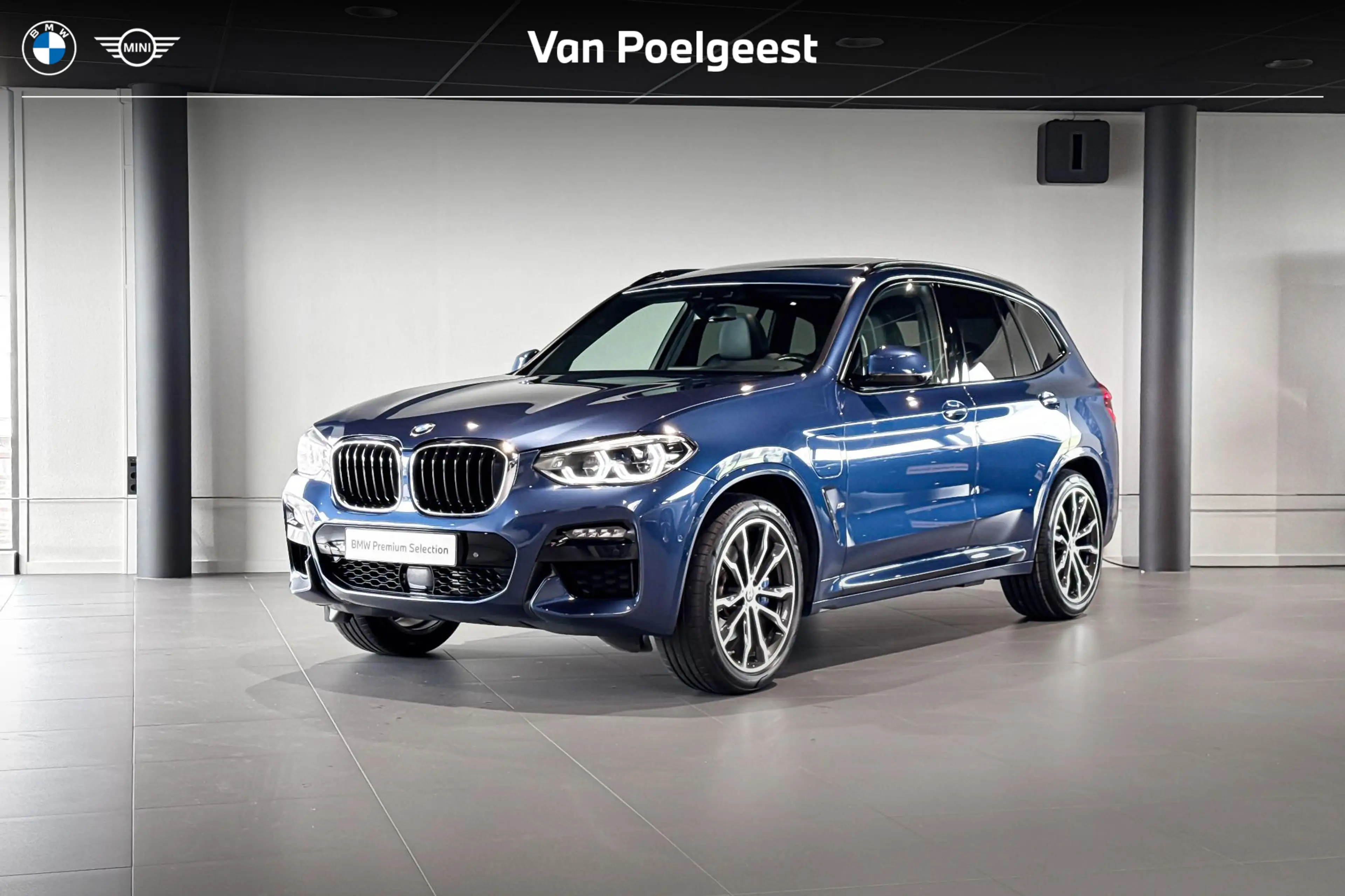 BMW X3 xDrive30e High Executive | M Sport | Glazen Panora