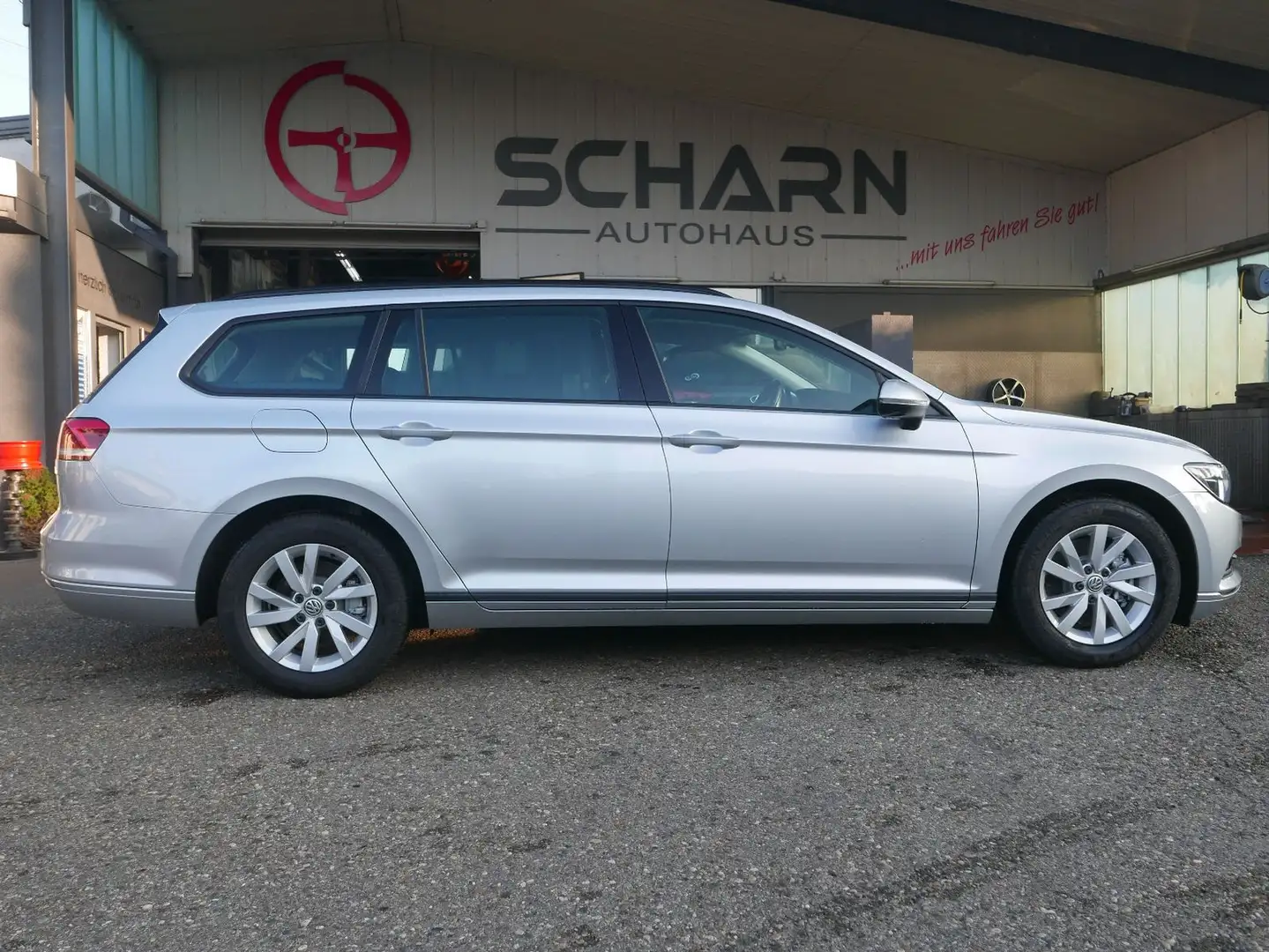 Volkswagen Passat Variant 1-Hand,AHK,Garantie,Scheckheftg.! Argent - 1