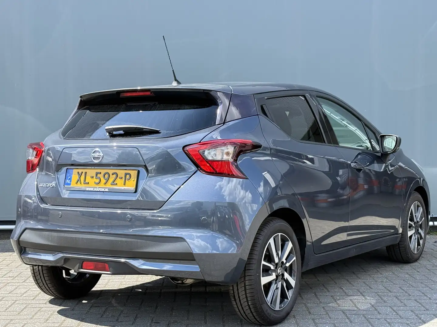 Nissan Micra BWJ 2019 IG-T 90PK N-Way CLIMA / PDC / NAVI / CRUI Grijs - 2