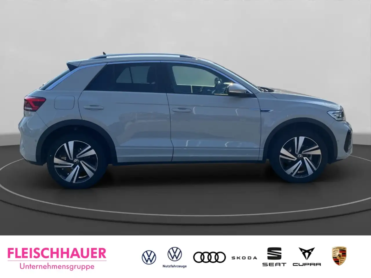 Volkswagen T-Roc 1.5 TSI R-Line Lenkrad-heizbar Kamera Sitzhz 7