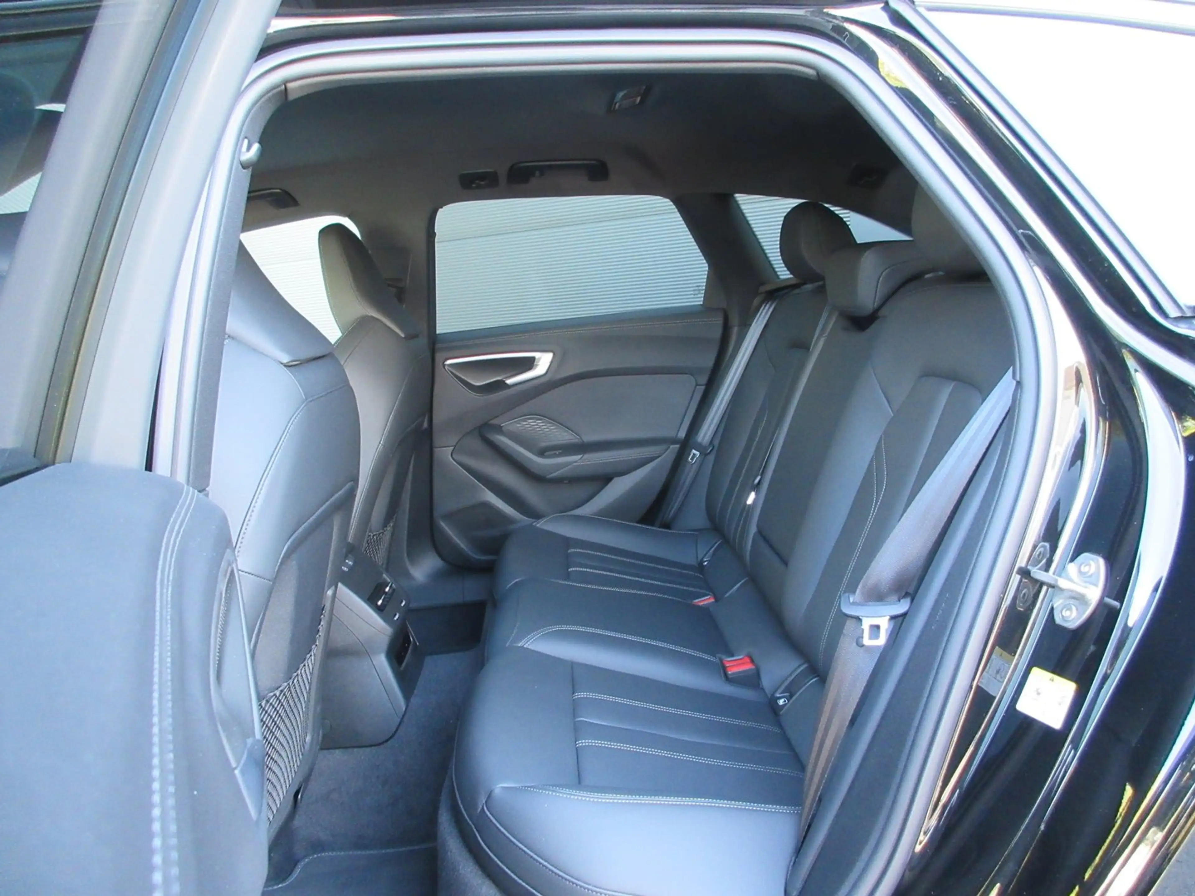 Audi A5 e-hybrid quattro 220 kW — photo 14