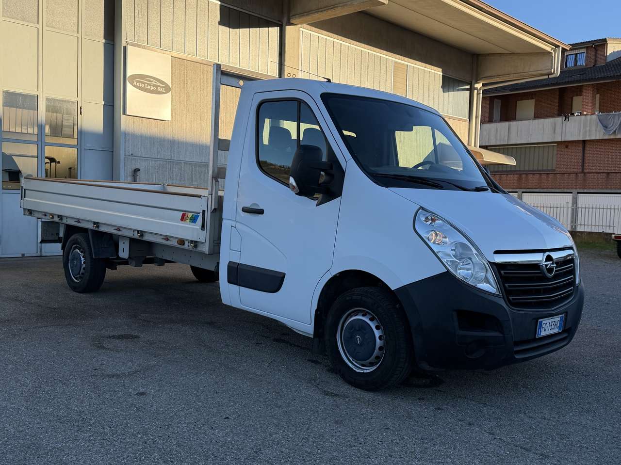 Opel Movano 2.3dci cassone fisso 415x205