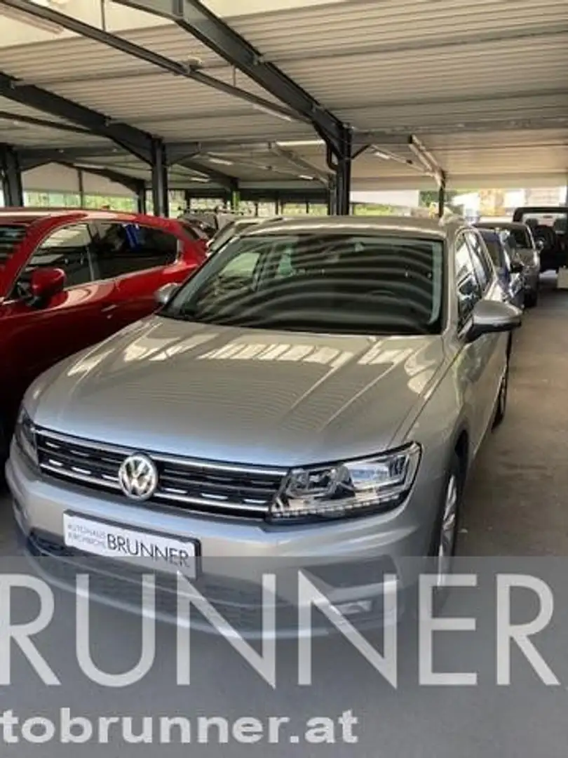 Volkswagen Tiguan 2,0 TDI SCR Comfortline Gris - 1