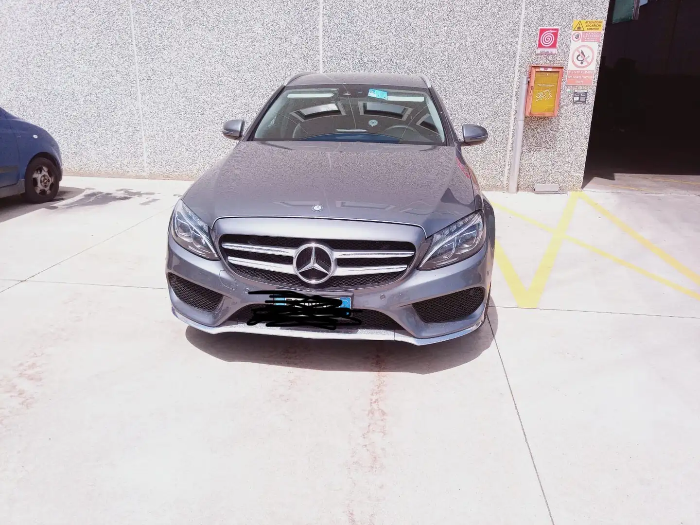 Mercedes-Benz CLA 220 Shooting Brake Premium 4matic auto Grigio - 2
