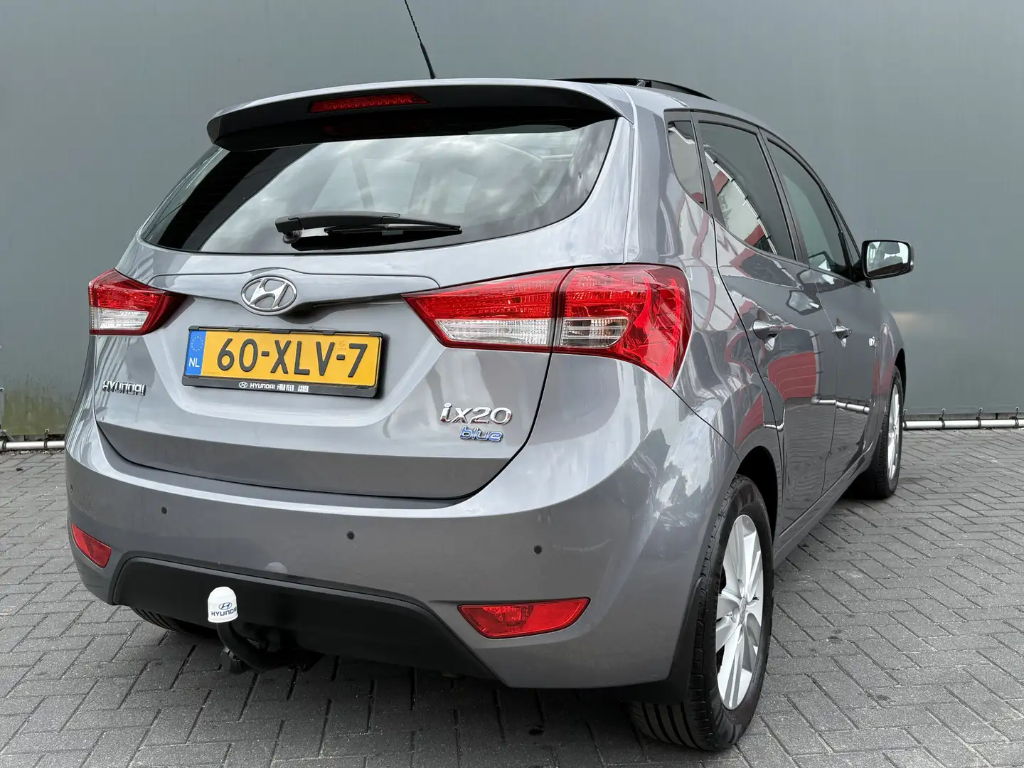 Hyundai iX20 BWJ 2012 1.4i 90 PK i-Vision TREKHAAK | PANORAMADA Grijs - 2
