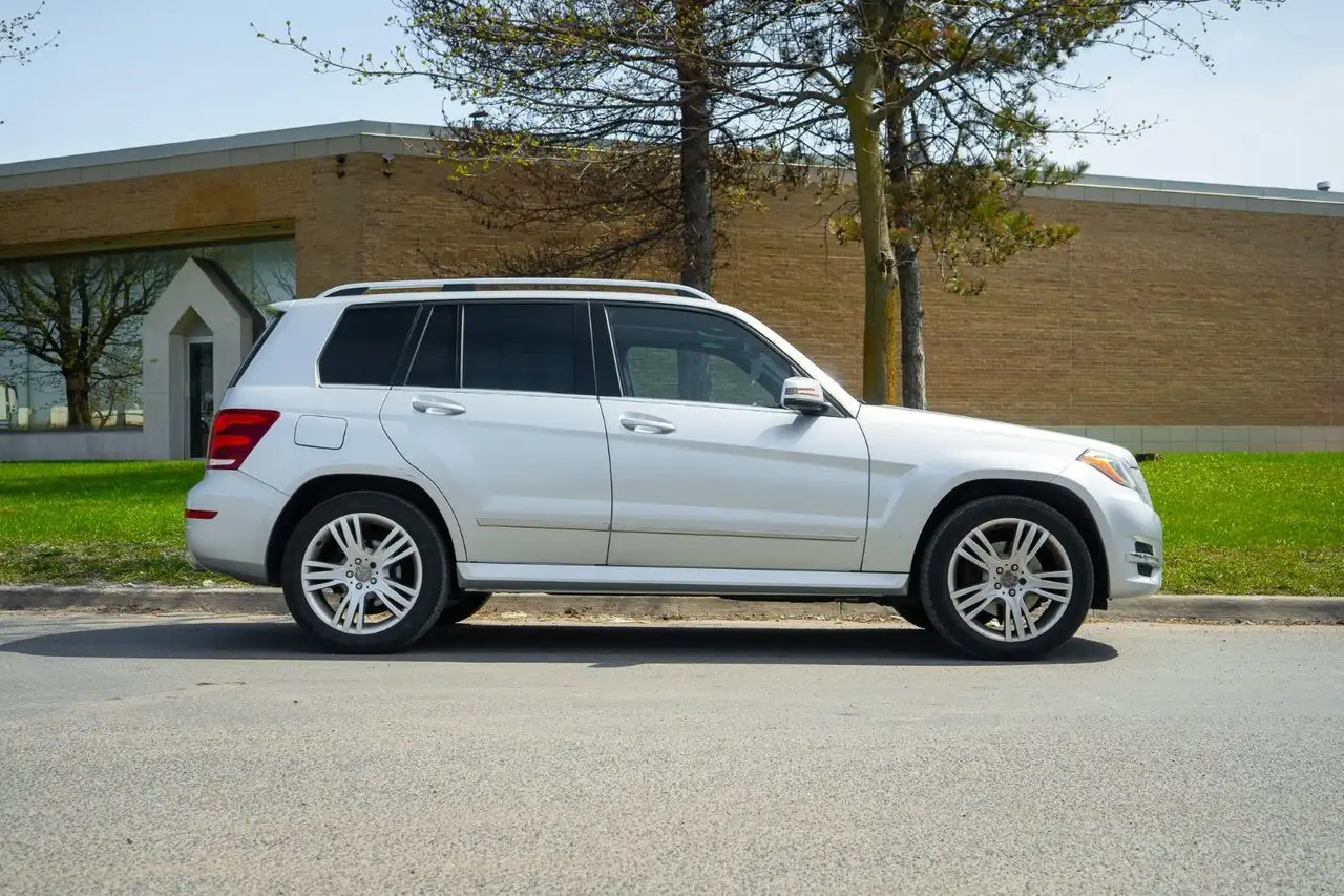 Mercedes-Benz GLK-Class снимка Mercedes-Benz GLK-Class