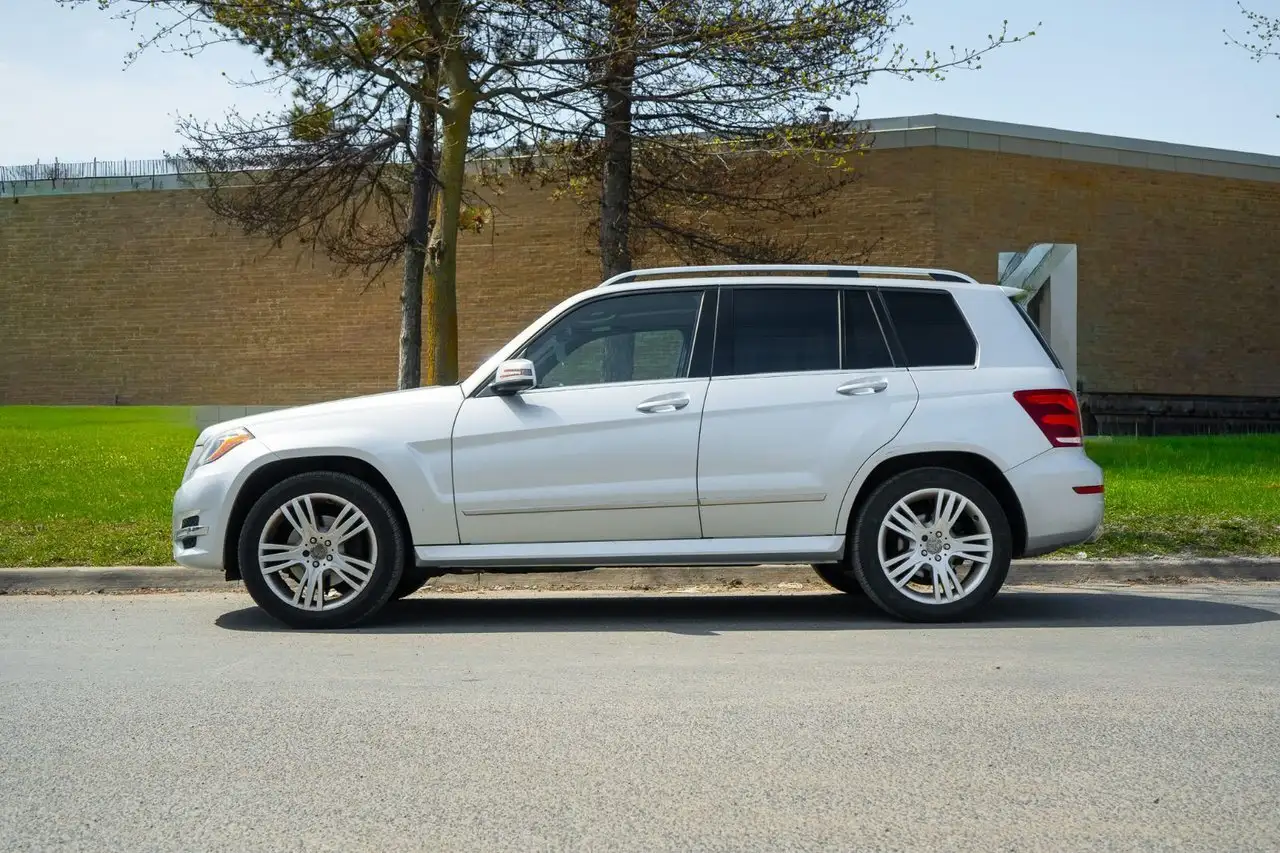 Mercedes-Benz GLK-Class снимка Mercedes-Benz GLK-Class