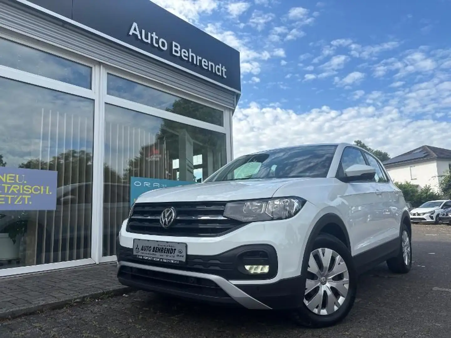 Volkswagen T-Cross T-CROSS 1.0 TSI *Allwetter*Automatik*Klima* Weiß - 1