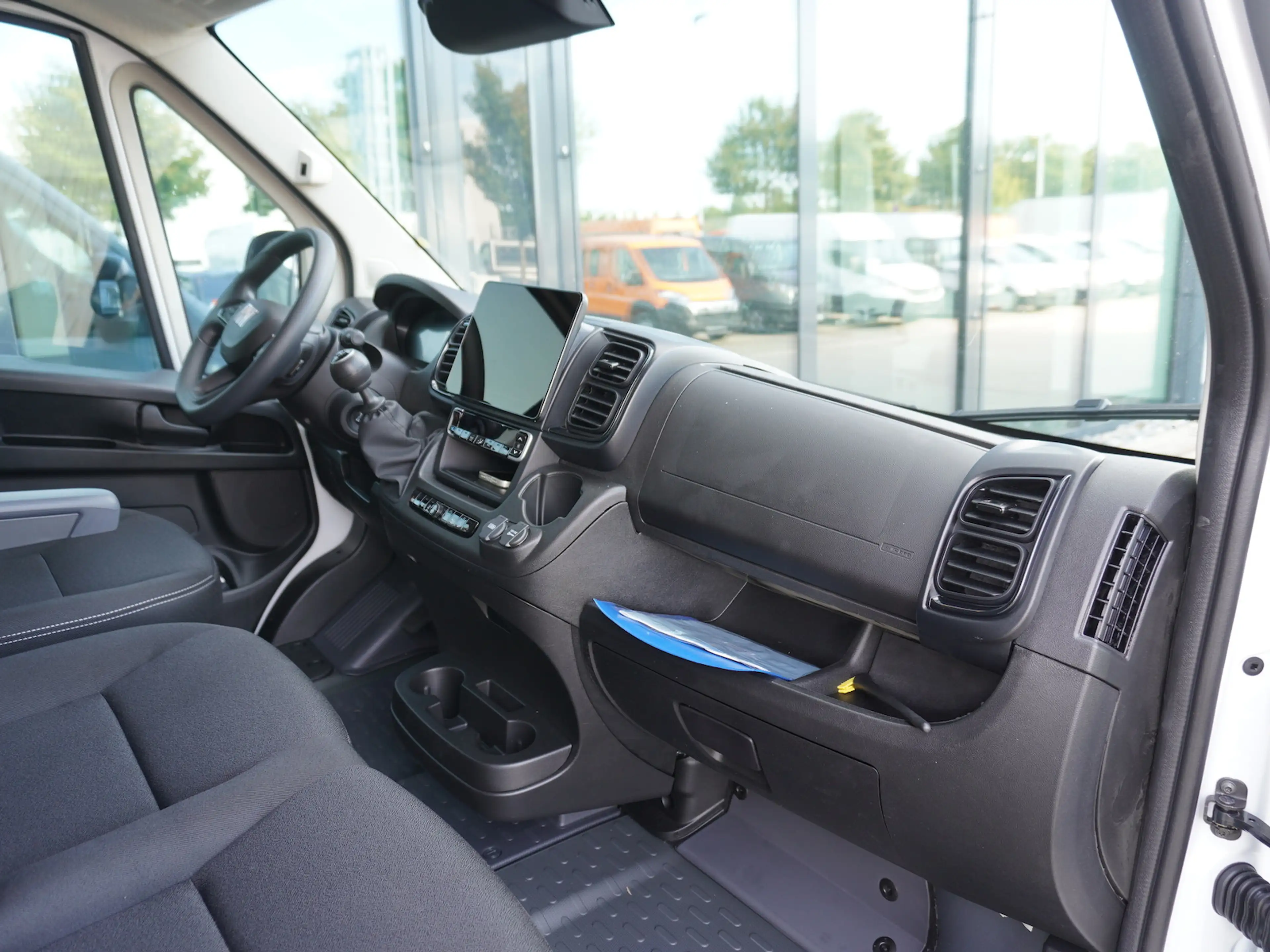 Fiat Ducato Maxi 35 L3H2 140 / Vollausstattung — photo 10
