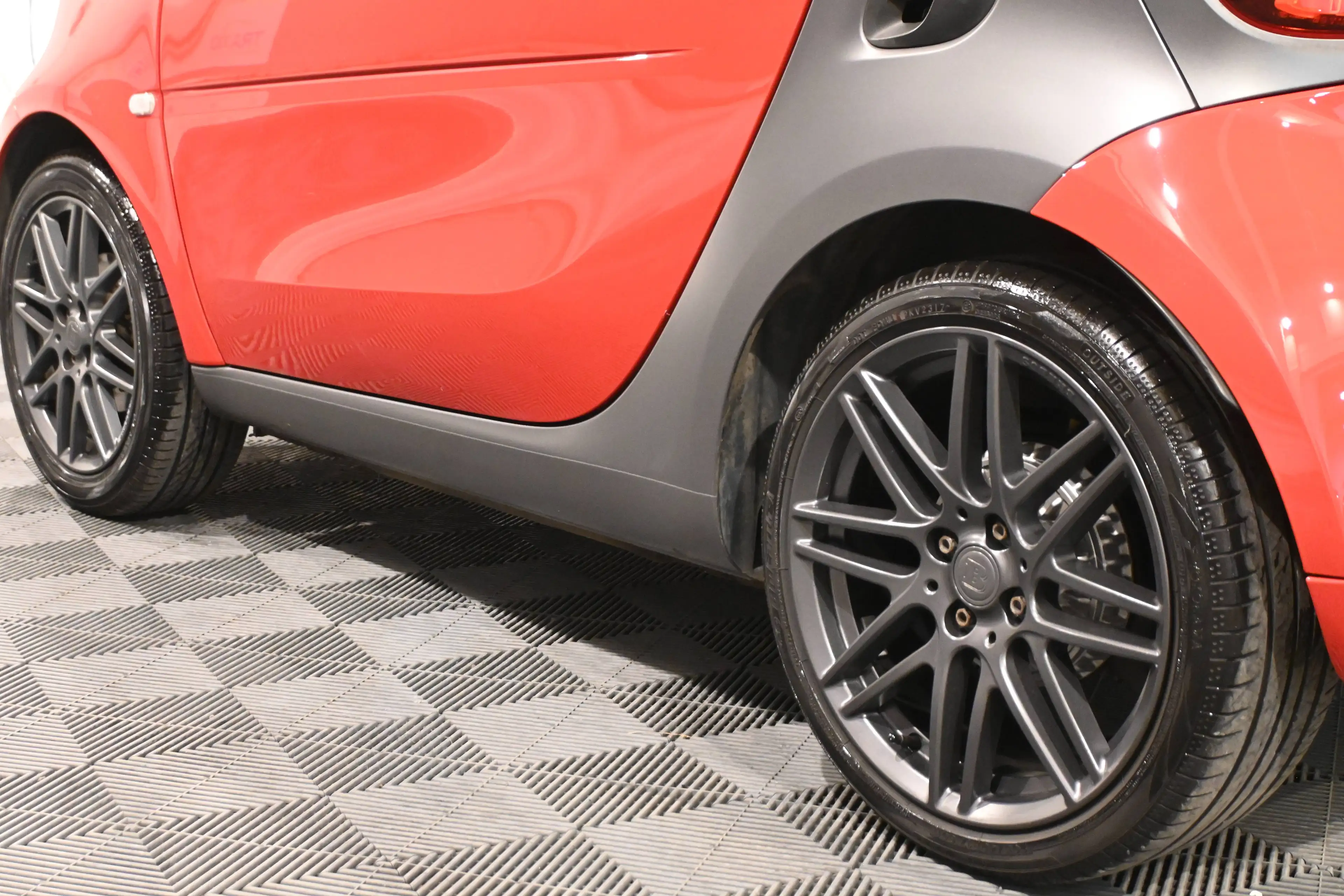 smart forTwo Fortwo BRABUS STYLE 0.9 Turbo DCT / CAMERA / GPS NAVIGATION / TOIT PANORAMIQUE !! — photo 10