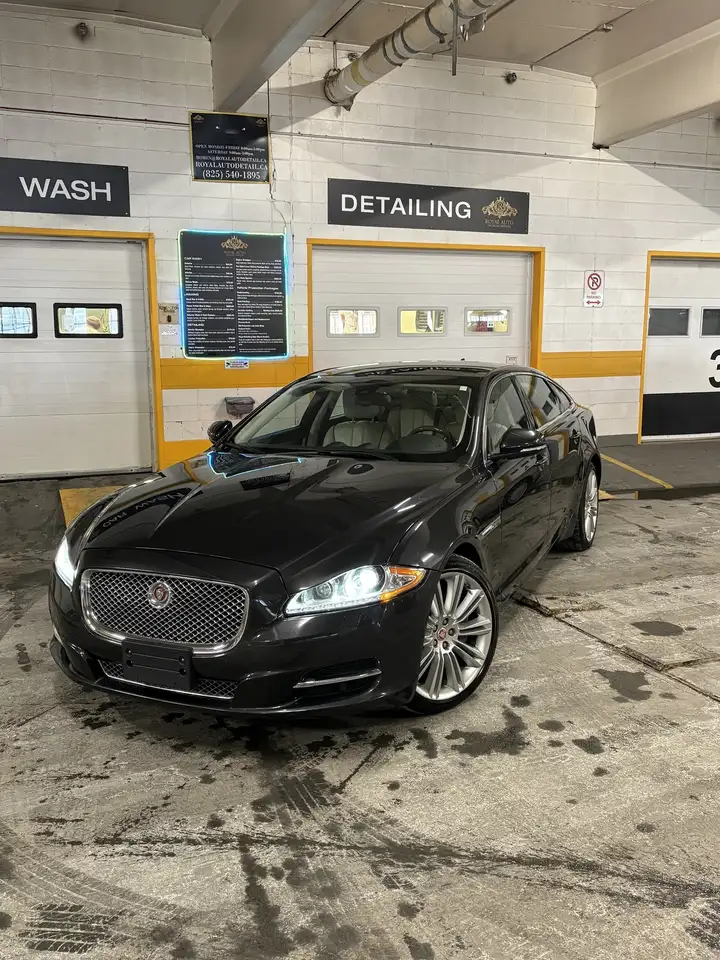 2015 Jaguar XJ