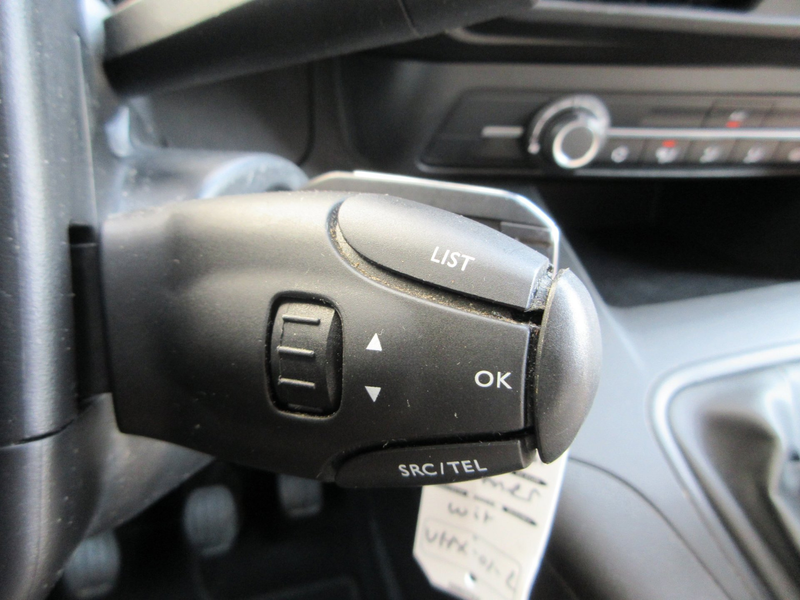 Peugeot Partner 1.5 BlueHDI Pro airco cruisecontrol — photo 12