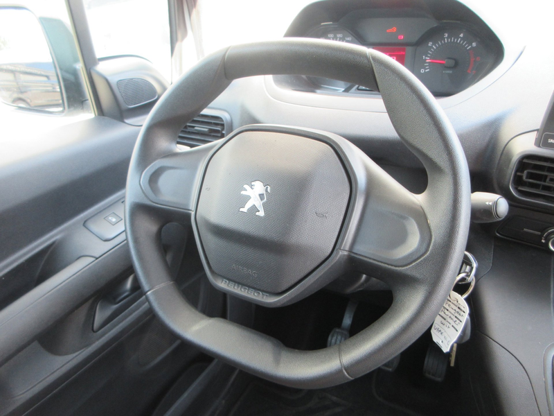Peugeot Partner 1.5 BlueHDI Pro airco cruisecontrol — photo 11