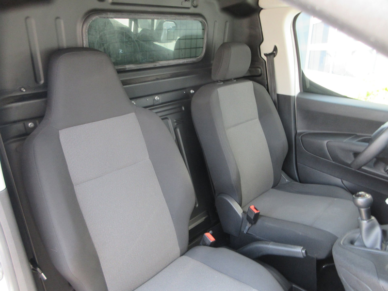 Peugeot Partner 1.5 BlueHDI Pro airco cruisecontrol — photo 14