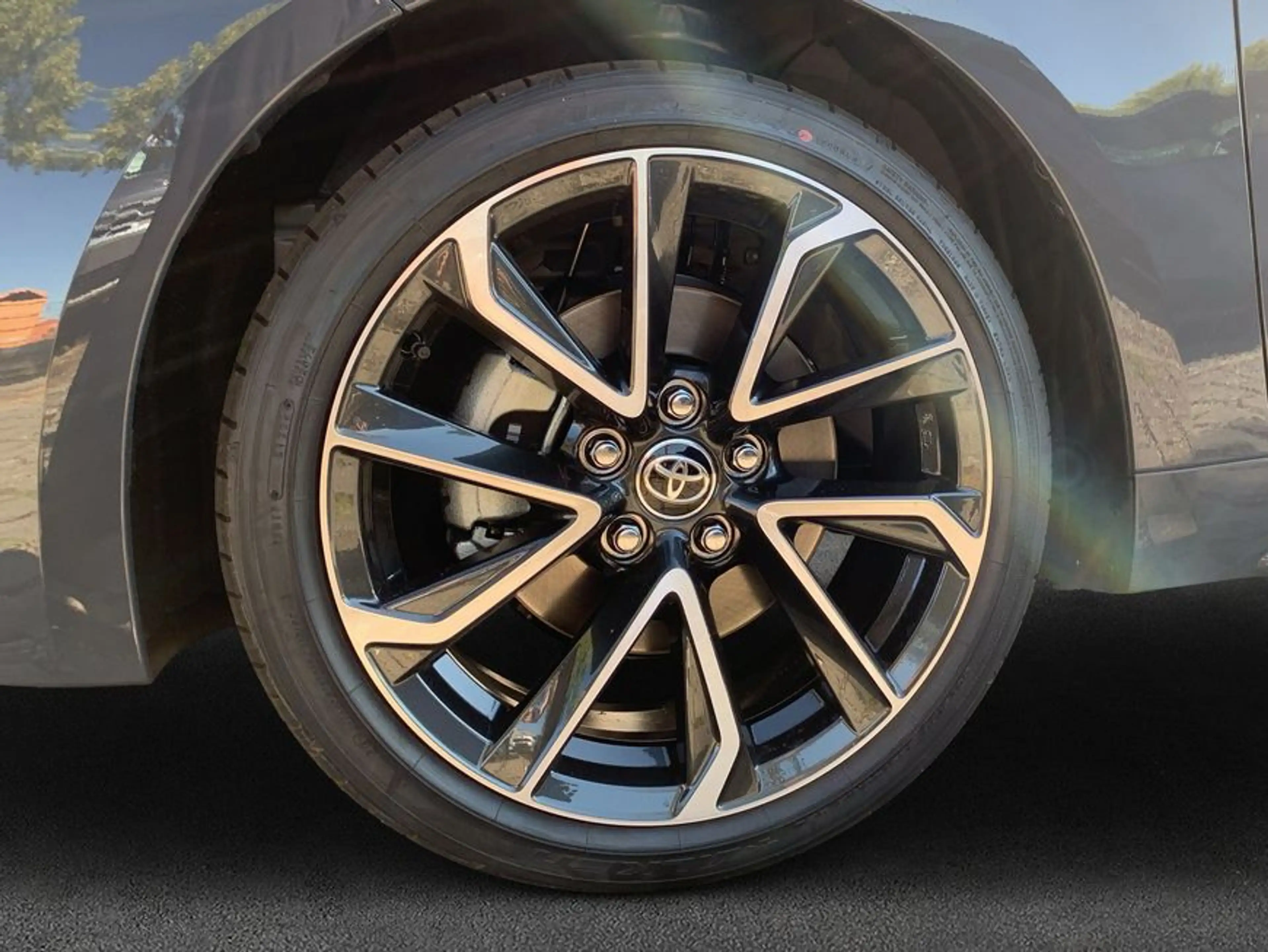 Toyota Corolla 2.0 Hybrid Touring Sports Lounge Edition 9 — photo 7