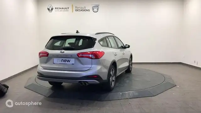 Ford Focus view 8