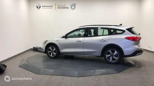 Ford Focus view 4